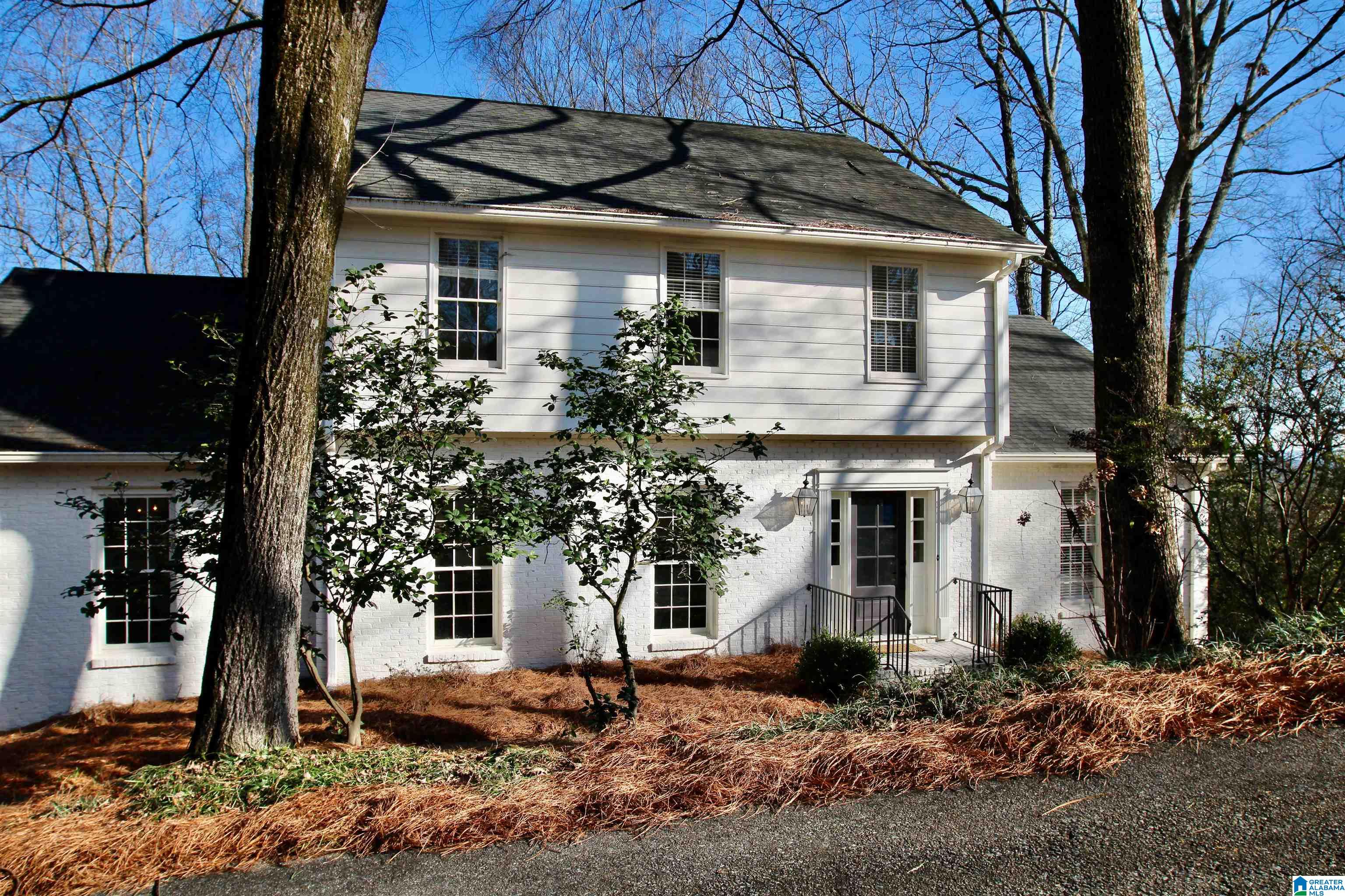 Homes for sale in Mountain Brook, AL | 2806 Overton Road, Mountain Brook, AL 35223 | MLS# 21443154