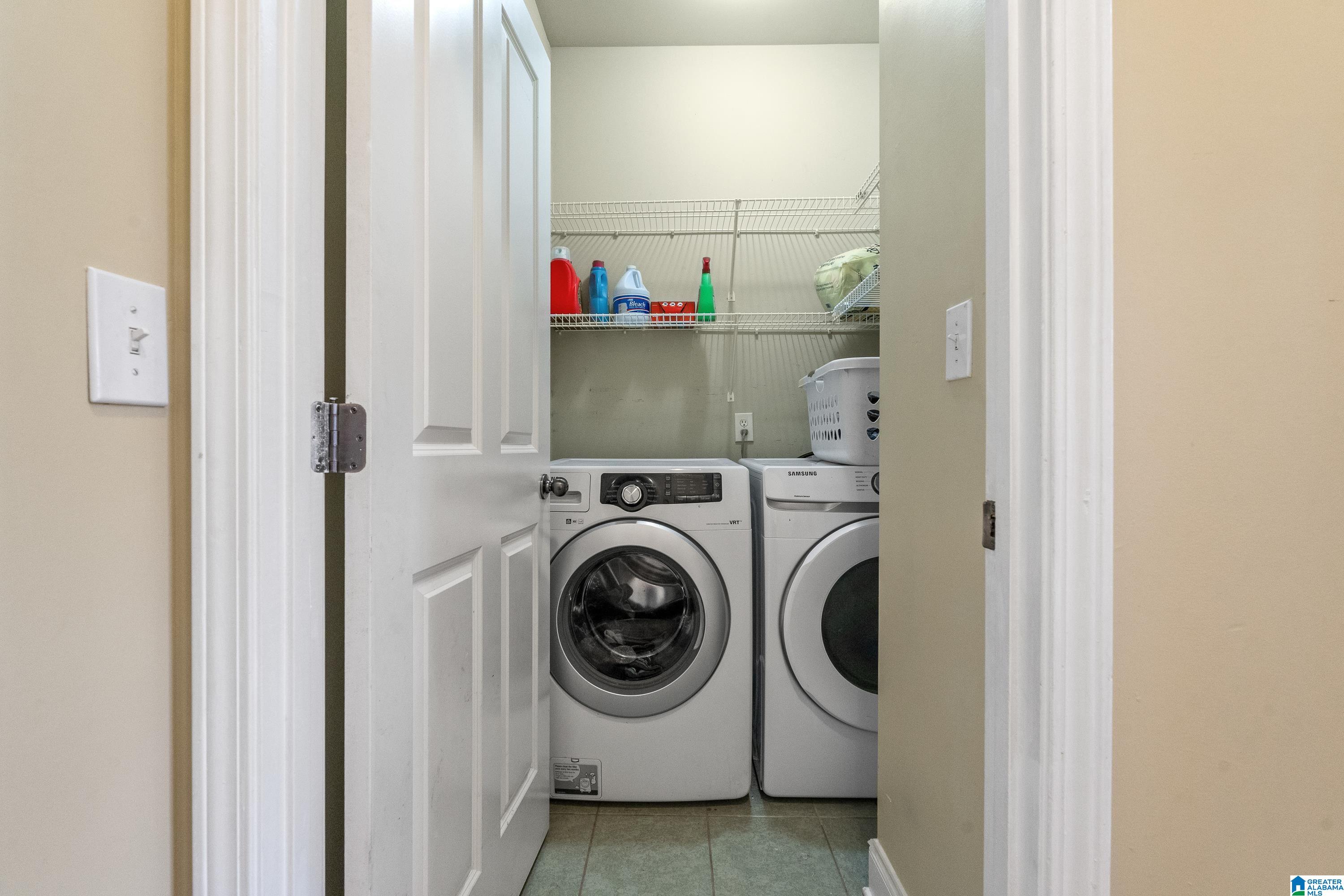 Homes for sale in Vestavia Hills, AL | 155 Castlehill Dr, Vestavia Hills, AL 35216 | MLS# 21443189