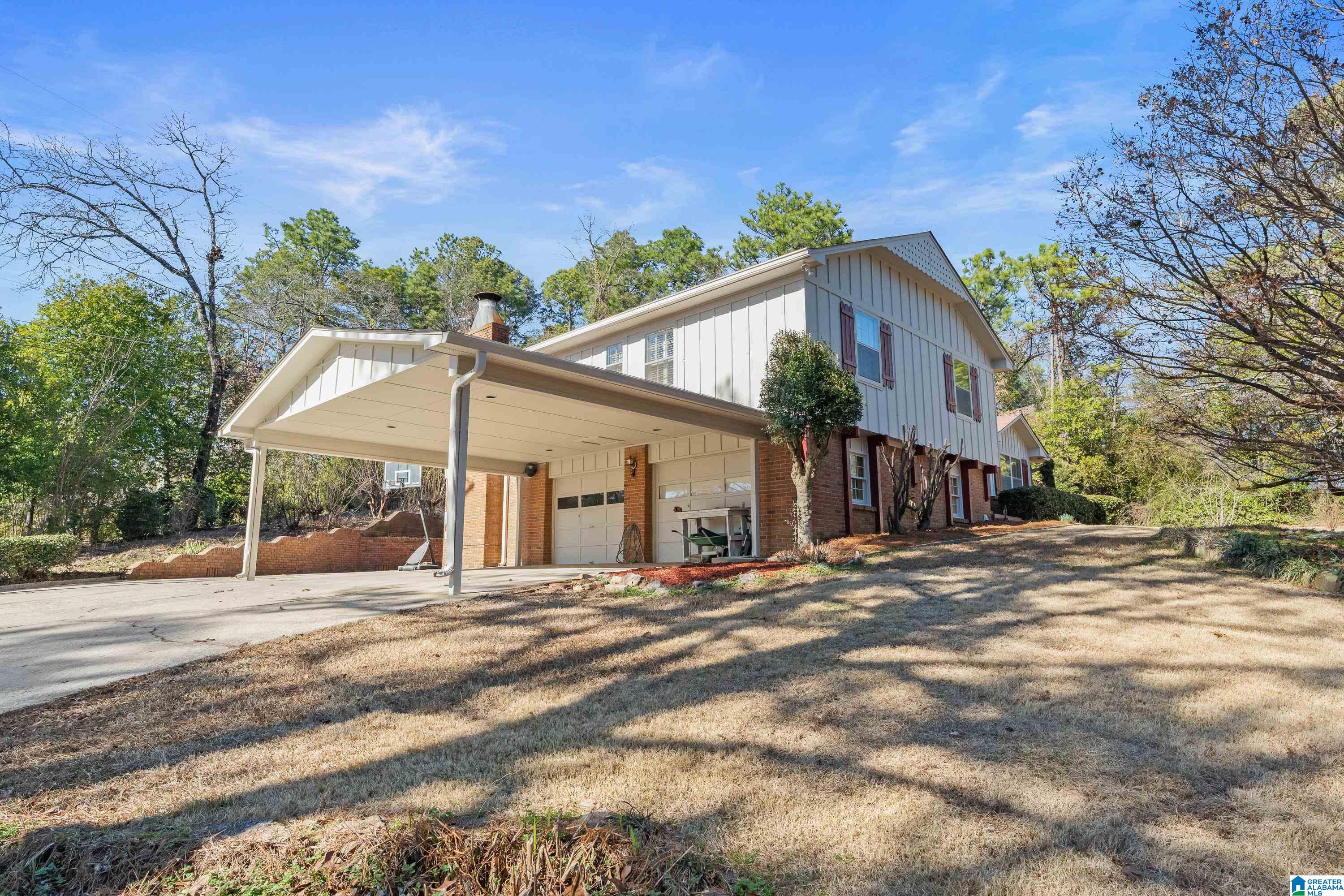 Homes for sale in Vestavia Hills, AL | 1908 Balfour Dr, Vestavia Hills, AL 35216 | MLS# 21443204