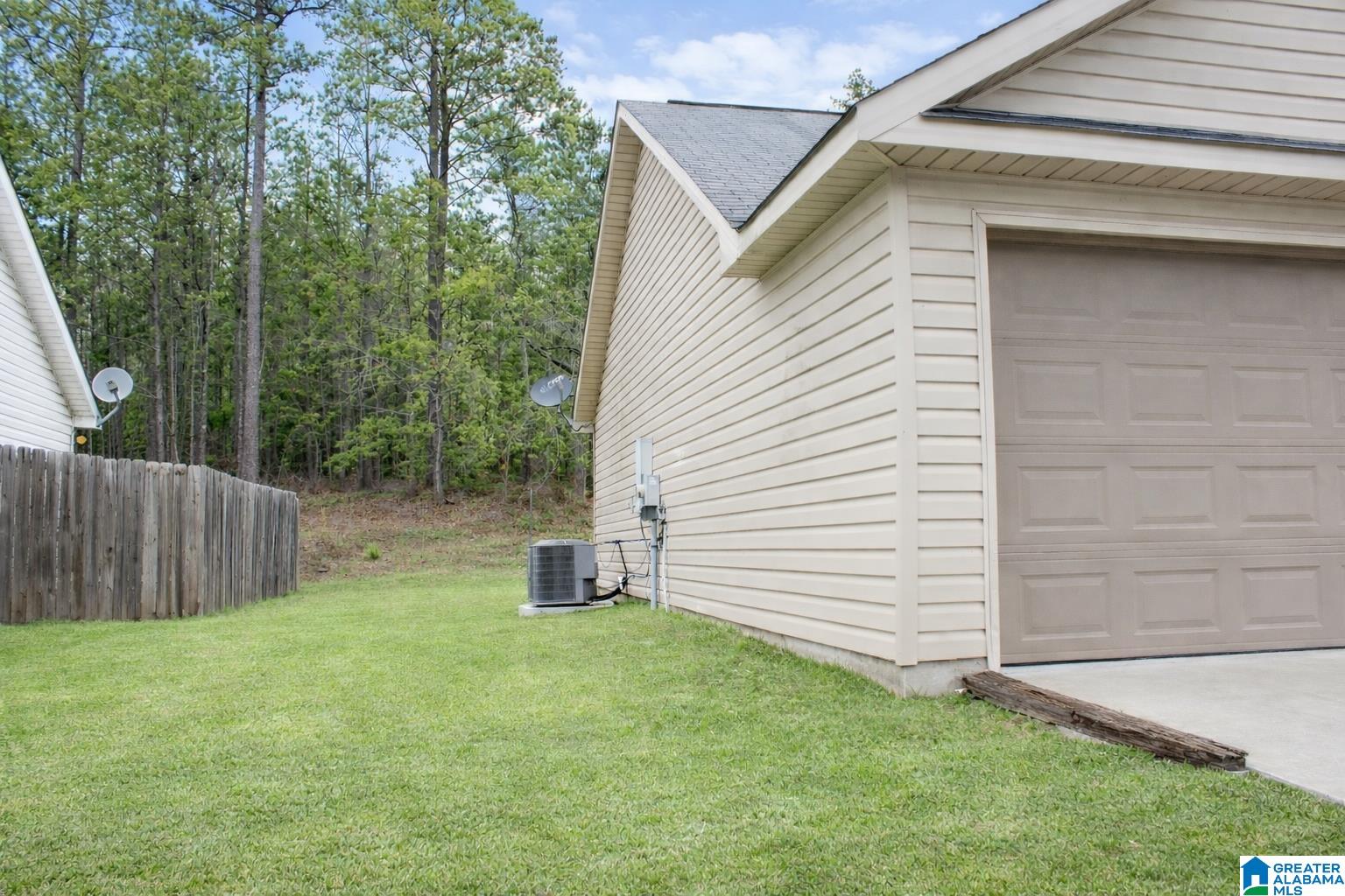 Homes for sale in Buhl, AL | 17797 George Hartin Road, Buhl, AL 35446 | MLS# 21443236