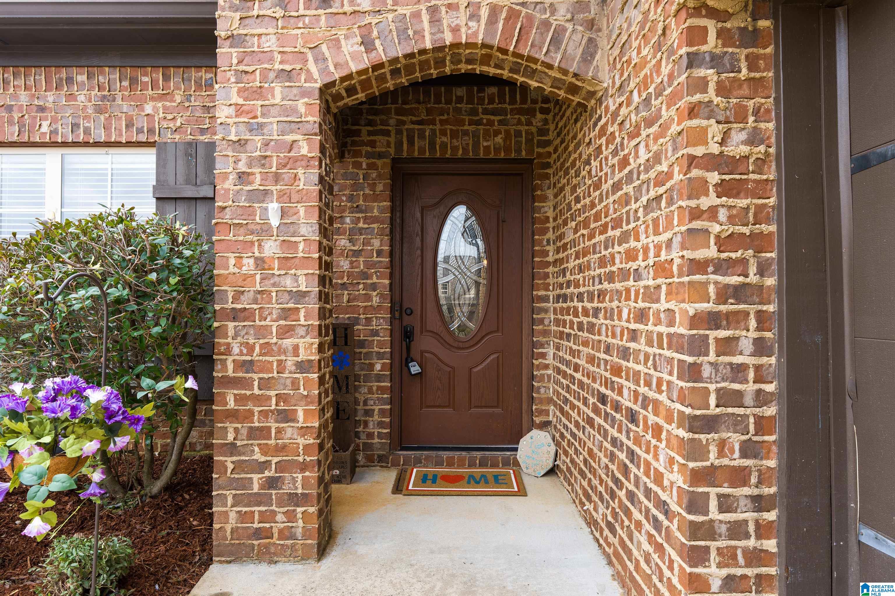 Homes for sale in Alabaster, AL | 221 Lacey Avenue, Alabaster, AL 35114 | MLS# 21443255