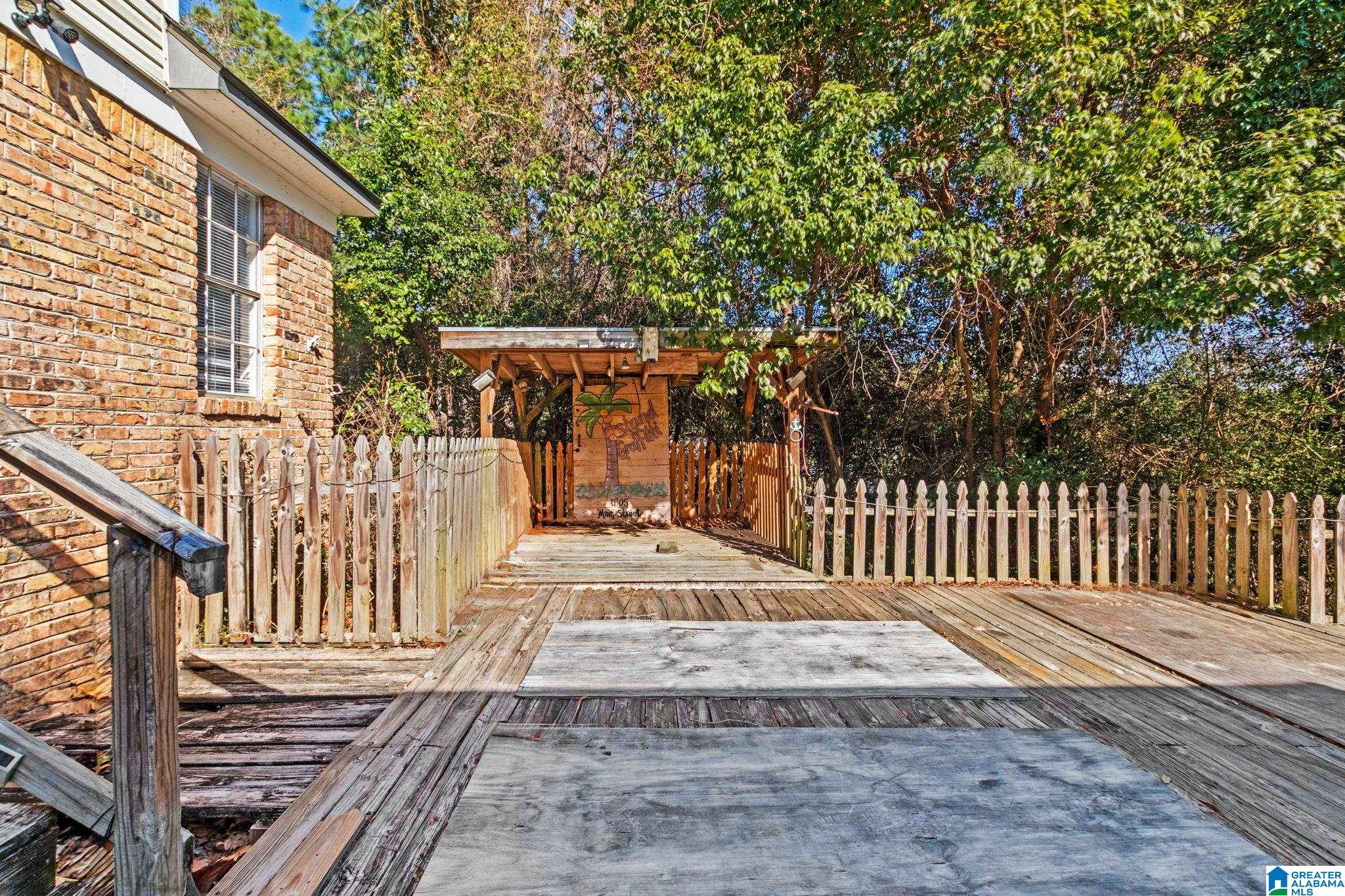 Homes for sale in Daphne, AL | 112 Bel Air Circle, Daphne, AL 36526 | MLS# 21443288