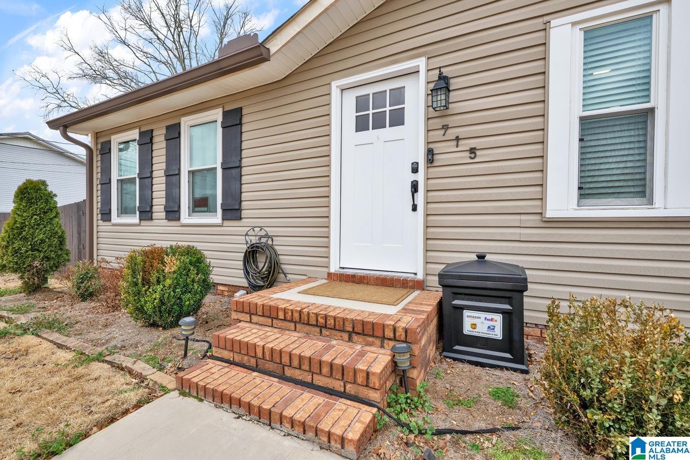 Homes for sale in Warrior, AL | 715 Cherokee Trail, Warrior, AL 35180 | MLS# 21443295