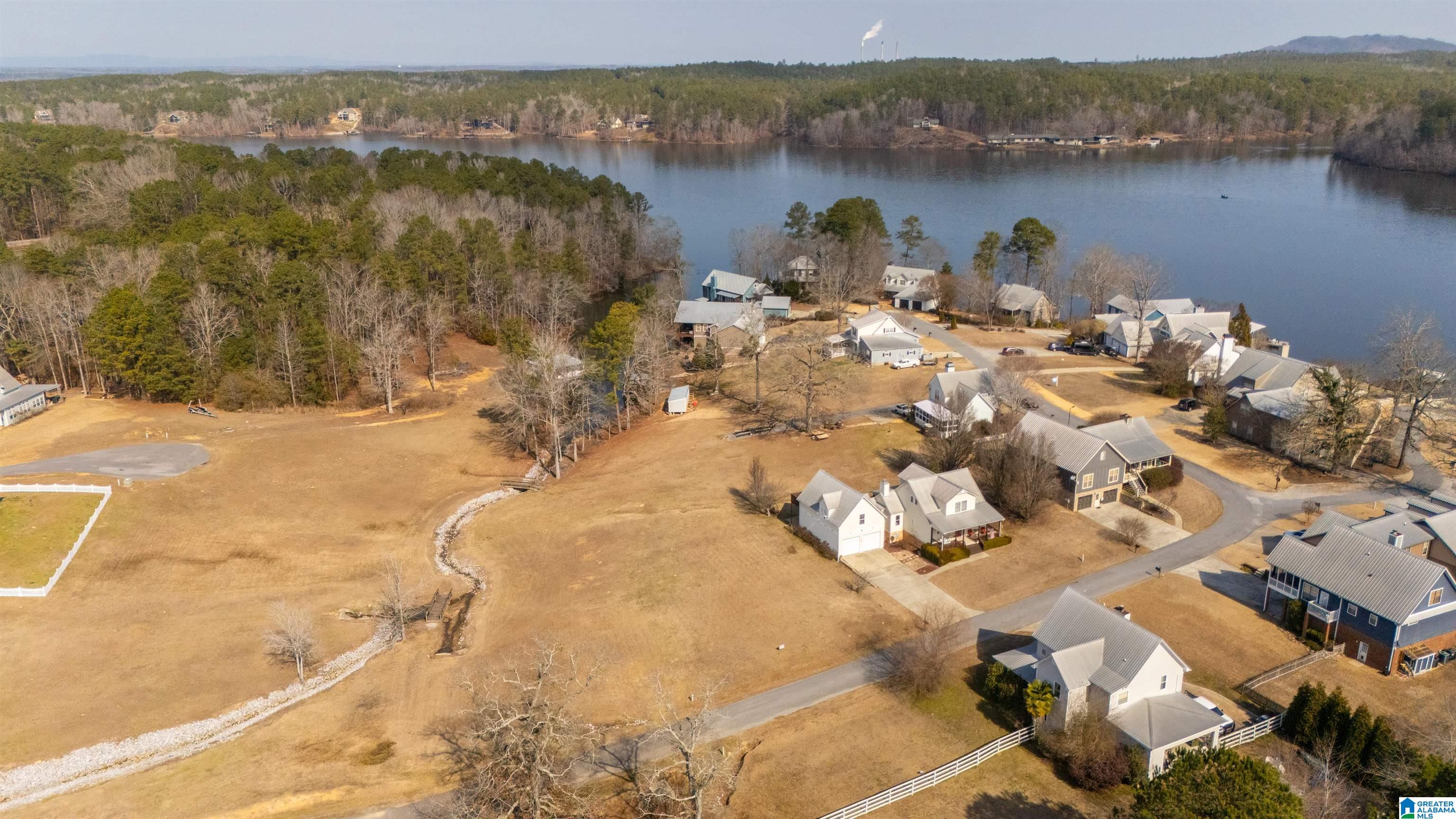 Homes for sale in Columbiana, AL | 417 Perkins Landing Cove, Columbiana, AL 35051 | MLS# 21443337