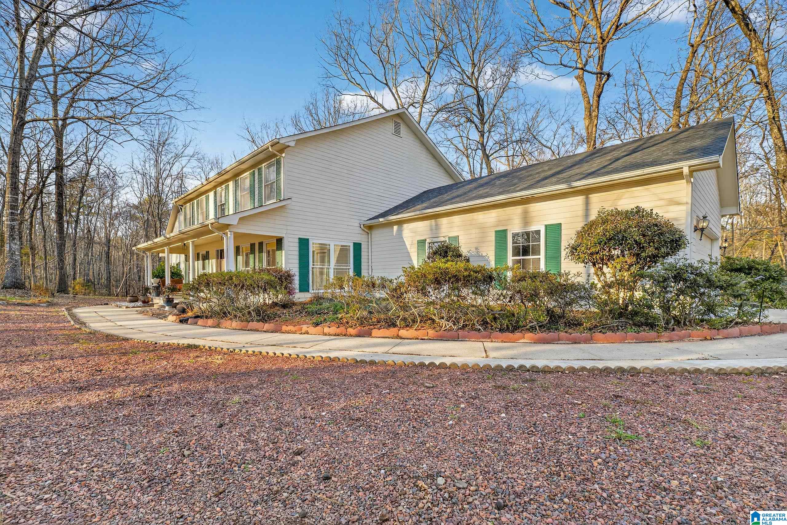 Homes for sale in Anniston, AL | 105 Woodcrest Dr, Anniston, AL 36207 | MLS# 21443364