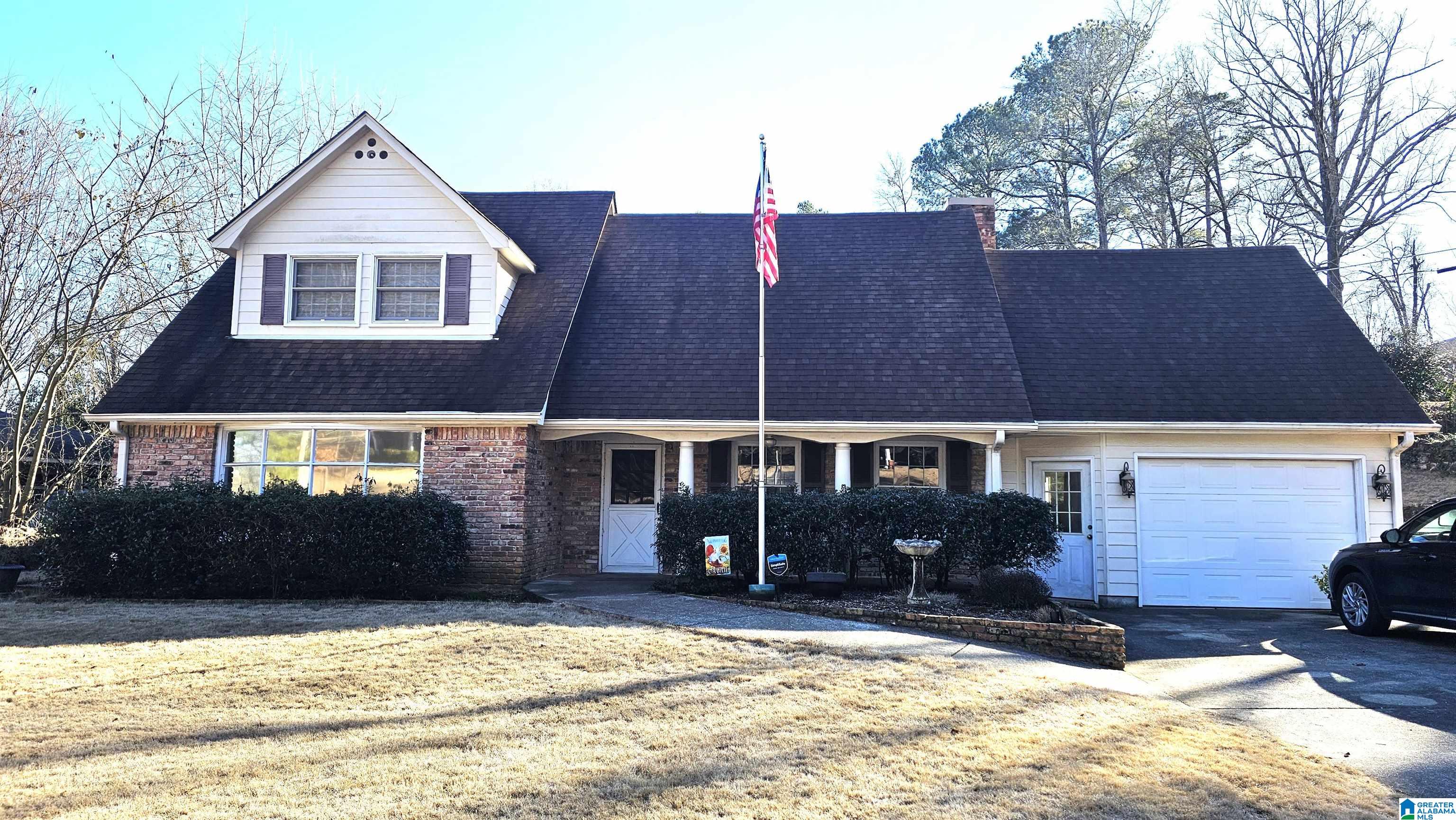 Homes for sale in Hueytown, AL | 3023 Cherokee Dr, Hueytown, AL 35023 | MLS# 21443377