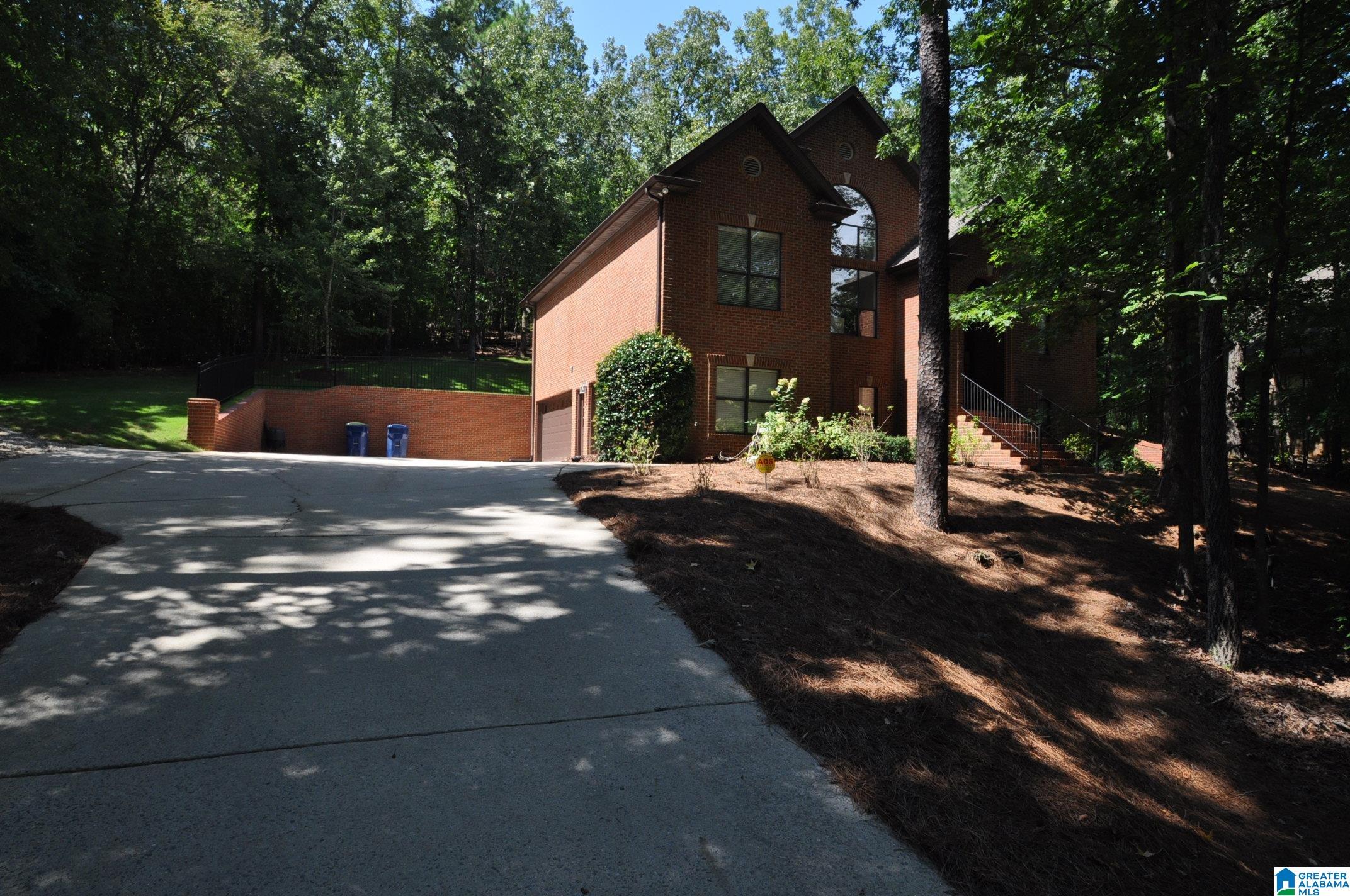 Homes for sale in Alabaster, AL | 105 Quarter Horse Lane, Alabaster, AL 35007 | MLS# 21443389