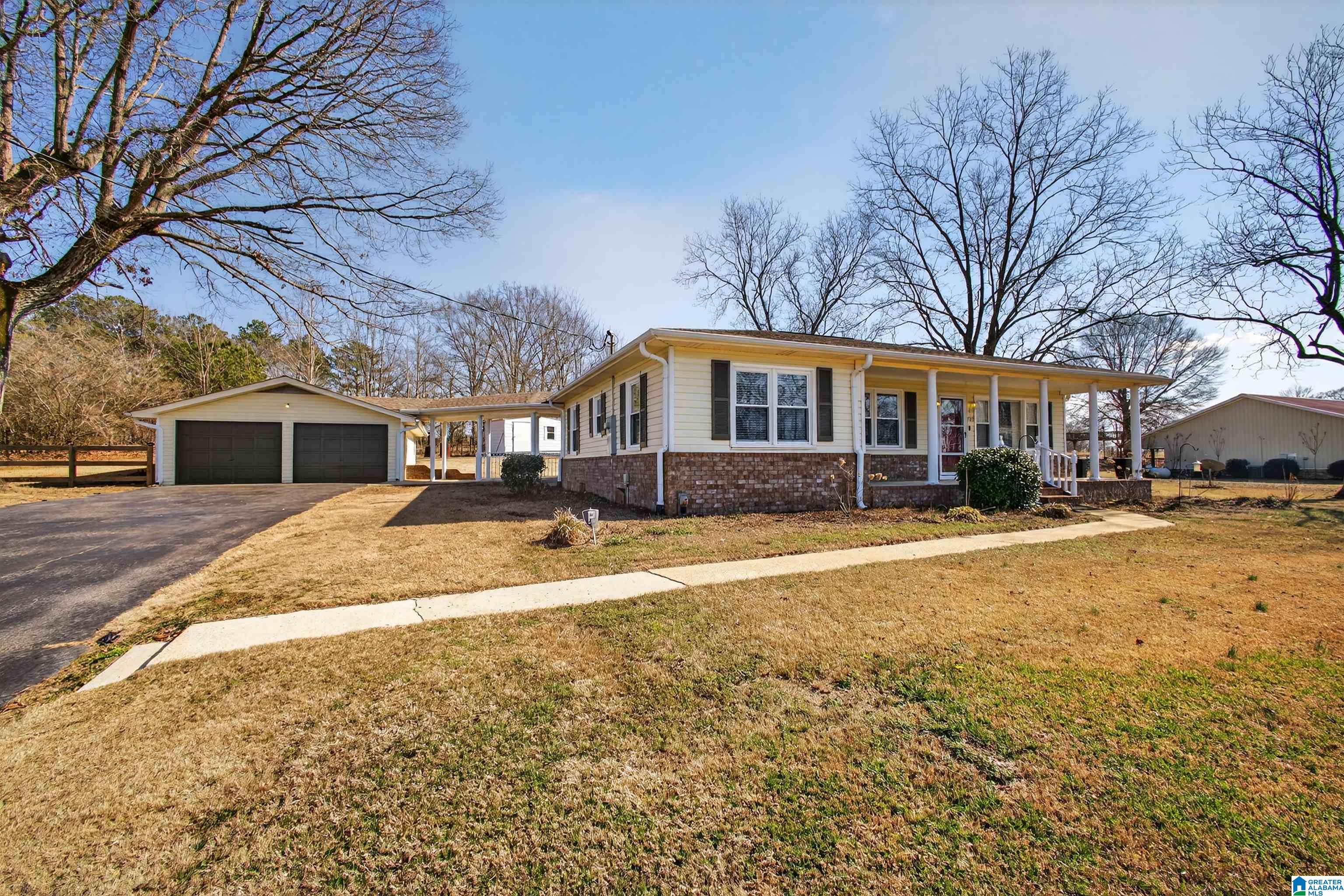 Homes for sale in Jemison, AL | 795 County Road 606, Jemison, AL 35085 | MLS# 21443394