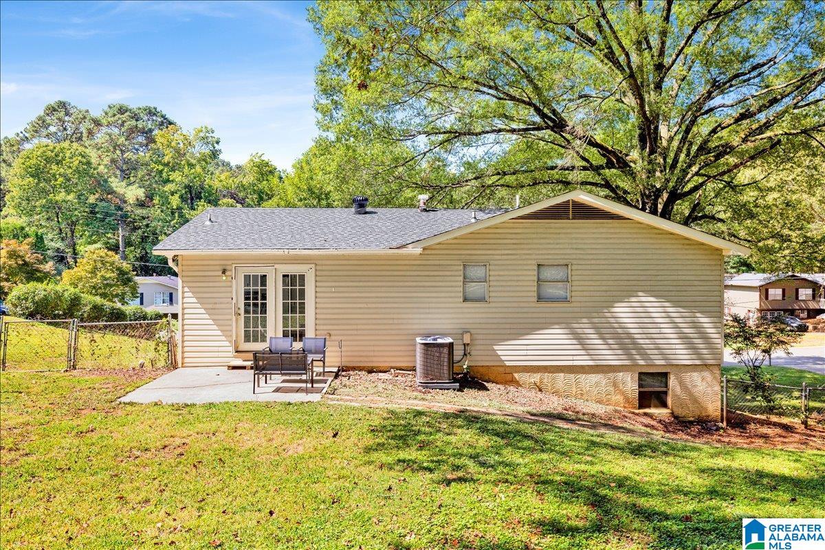 Homes for sale in Trussville, AL | 5861 Janet Dr, Trussville, AL 35173 | MLS# 21443402