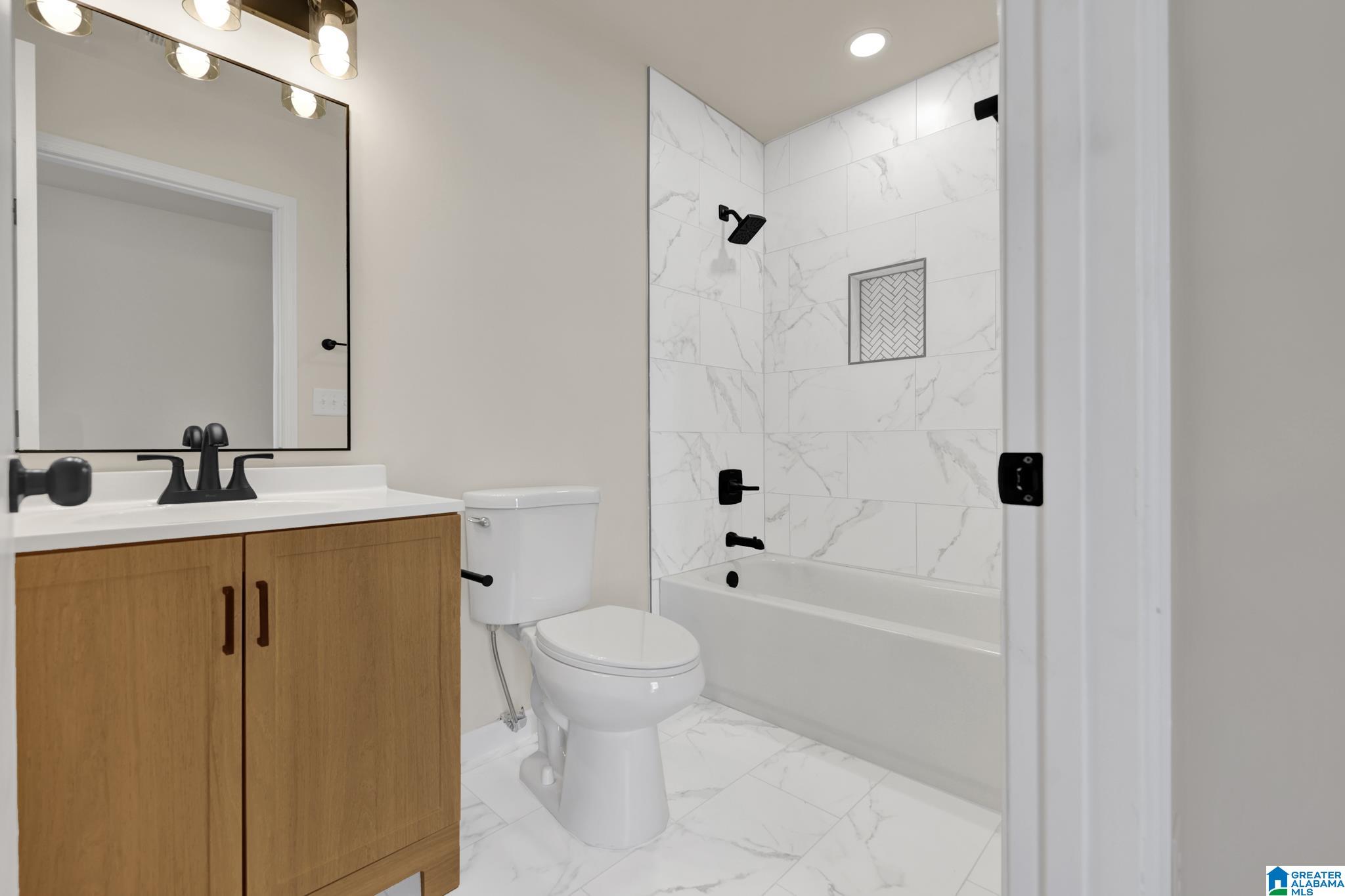 Homes for sale in Hueytown, AL | 168 Mabelon Dr, Hueytown, AL 35023 | MLS# 21443408