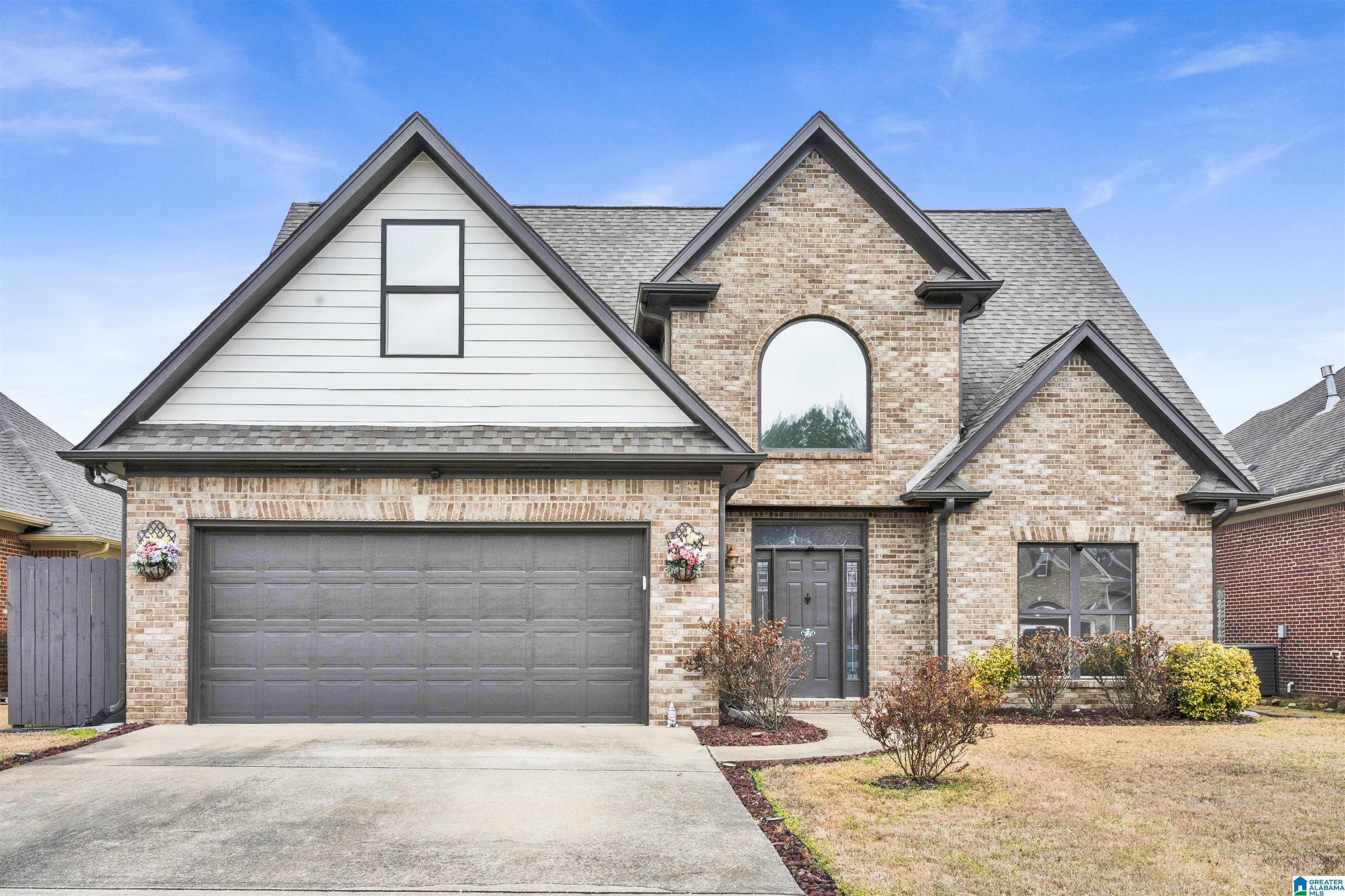 Homes for sale in Calera, AL | 639 Waterford Lane, Calera, AL 35040 | MLS# 21443410