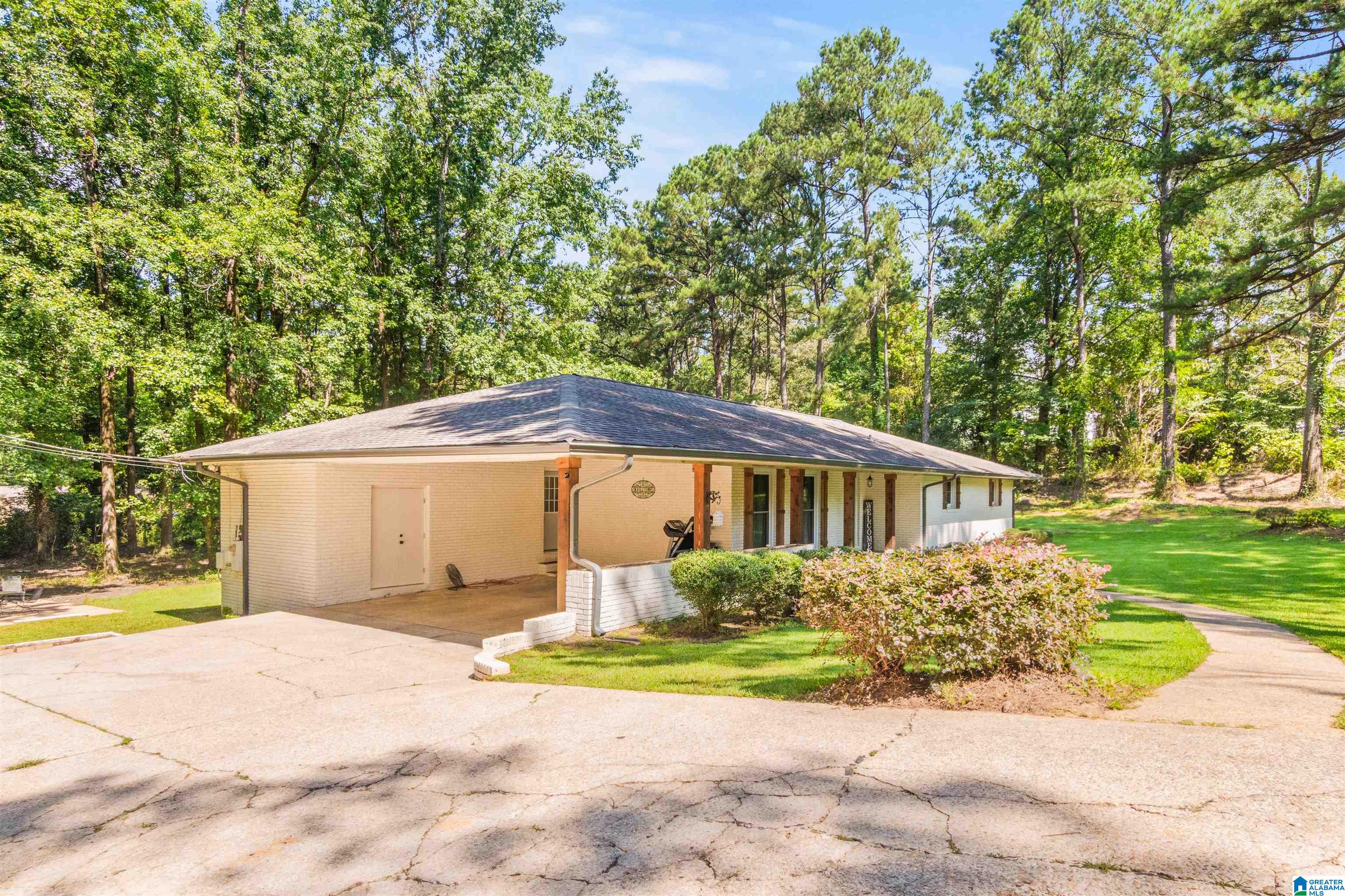 Homes for sale in Northport, AL | 5602 N Hwy 69, Northport, AL 35473 | MLS# 21443457