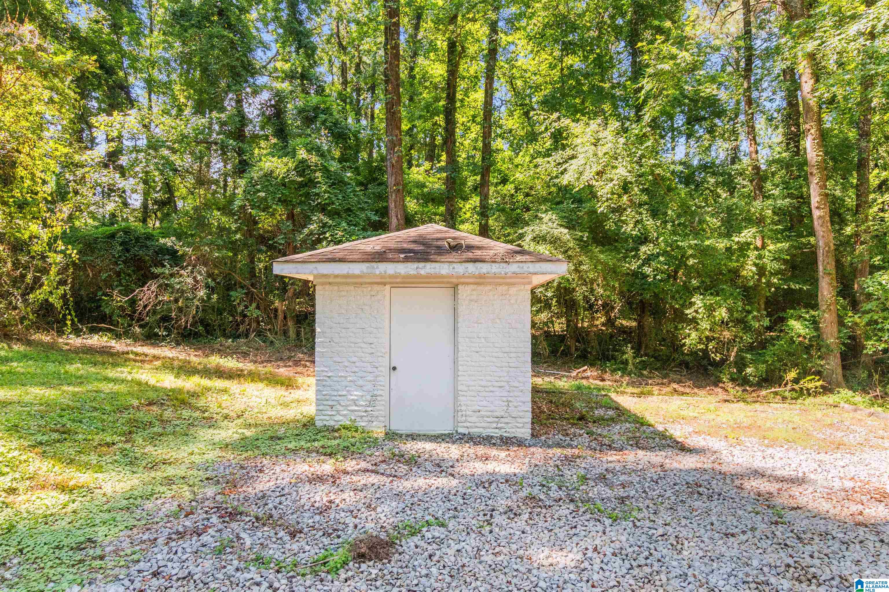 Homes for sale in Northport, AL | 5602 N Hwy 69, Northport, AL 35473 | MLS# 21443457