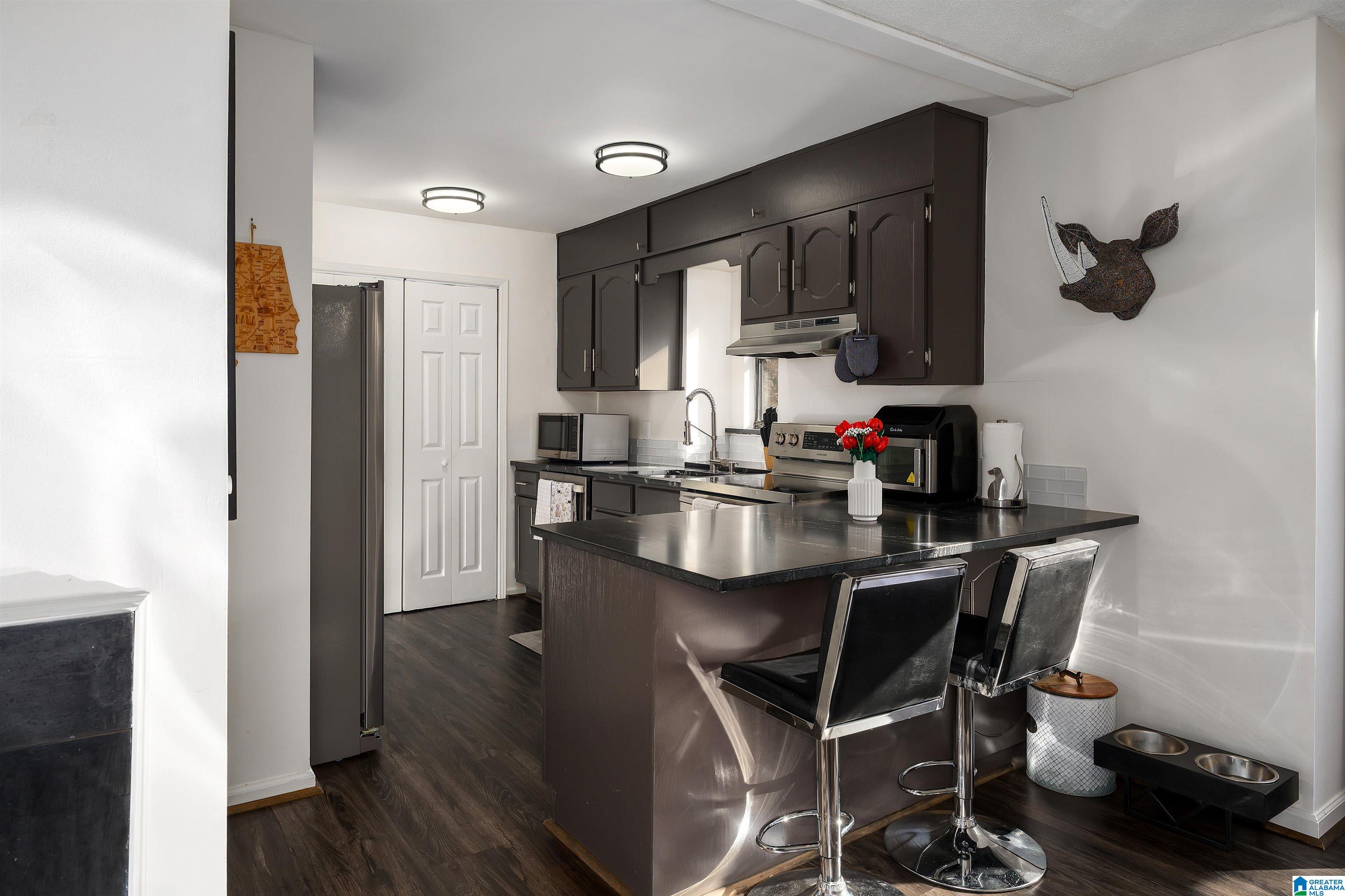 3rd image of 200 E Green #200, Vestavia Hills, AL 35243 | MLS# 21443473