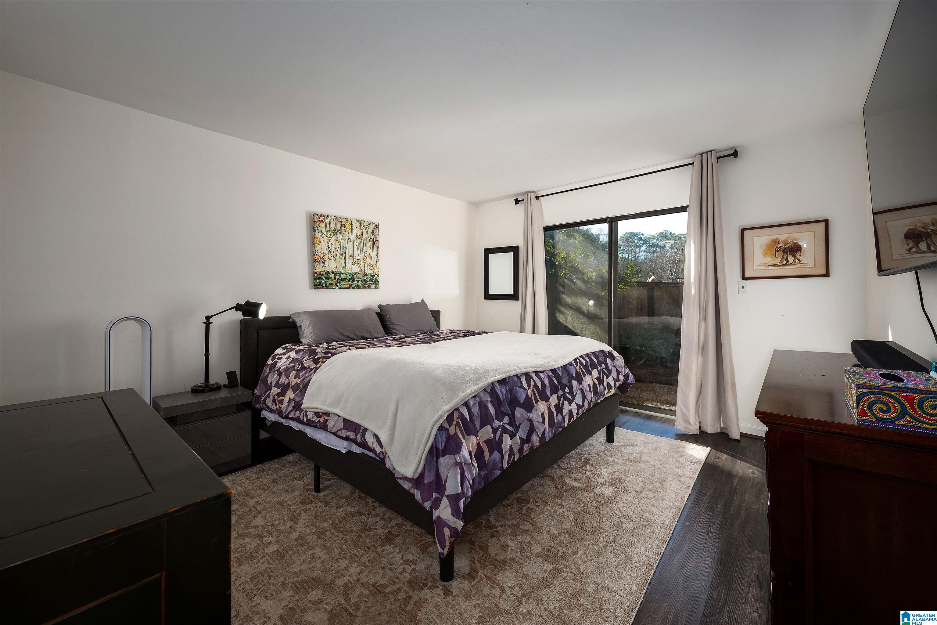4th image of 200 E Green #200, Vestavia Hills, AL 35243 | MLS# 21443473