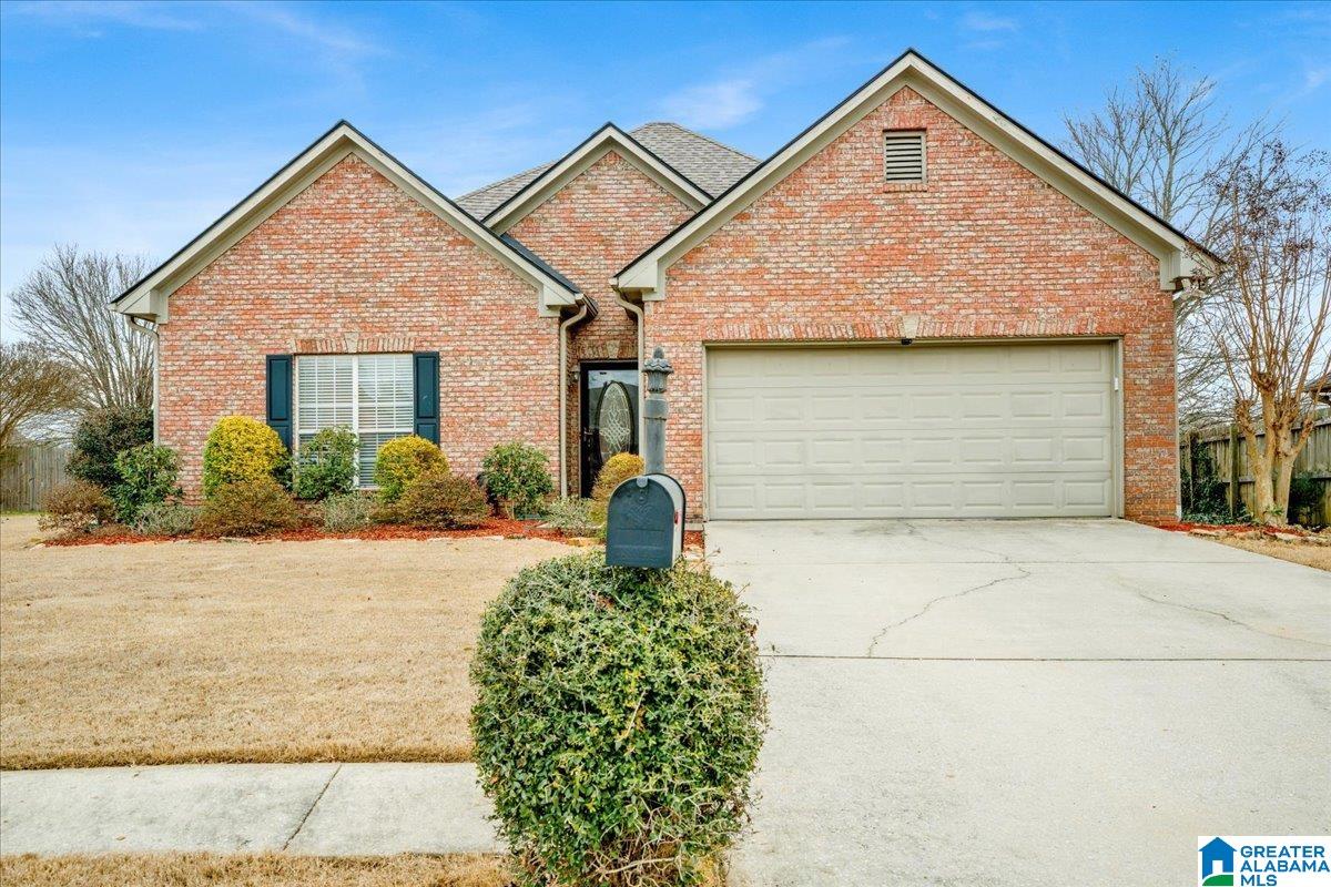 Homes for sale in Calera, AL | 108 Hannah Circle, Calera, AL 35040 | MLS# 21443485