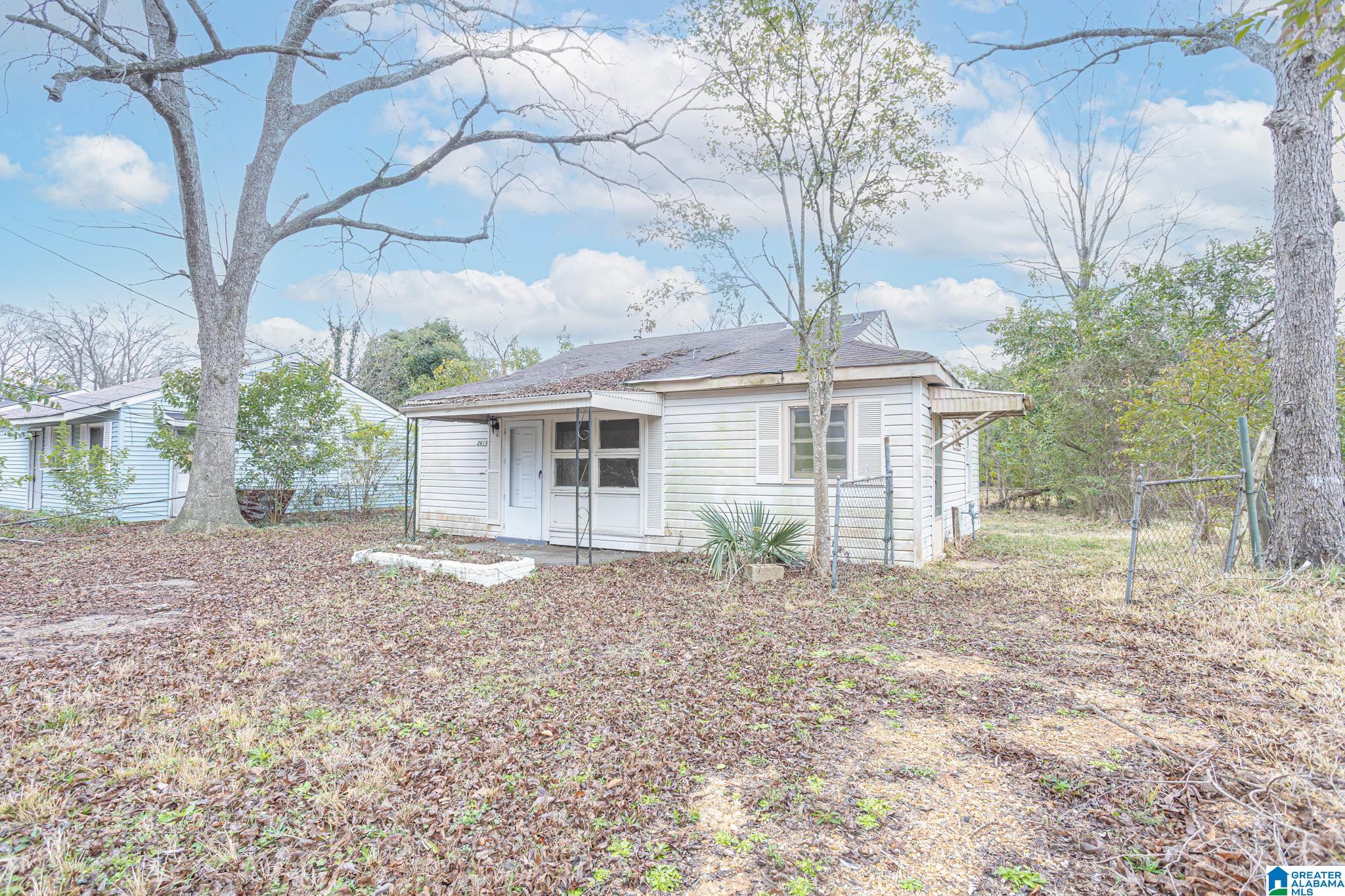 Homes for sale in Montgomery, AL | 2619 Lark Dr, Montgomery, AL 36108 | MLS# 21443496