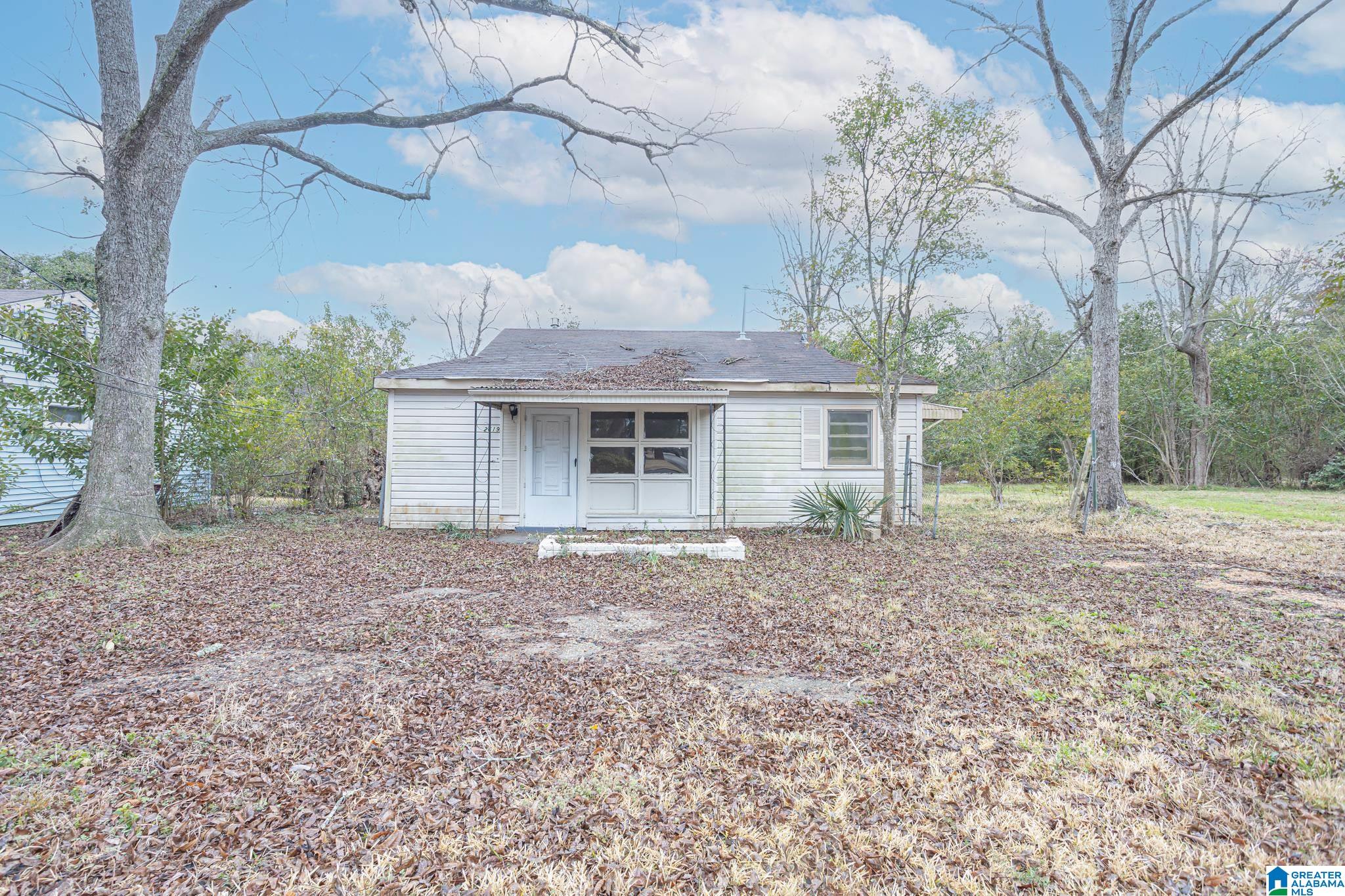 Homes for sale in Montgomery, AL | 2619 Lark Dr, Montgomery, AL 36108 | MLS# 21443496