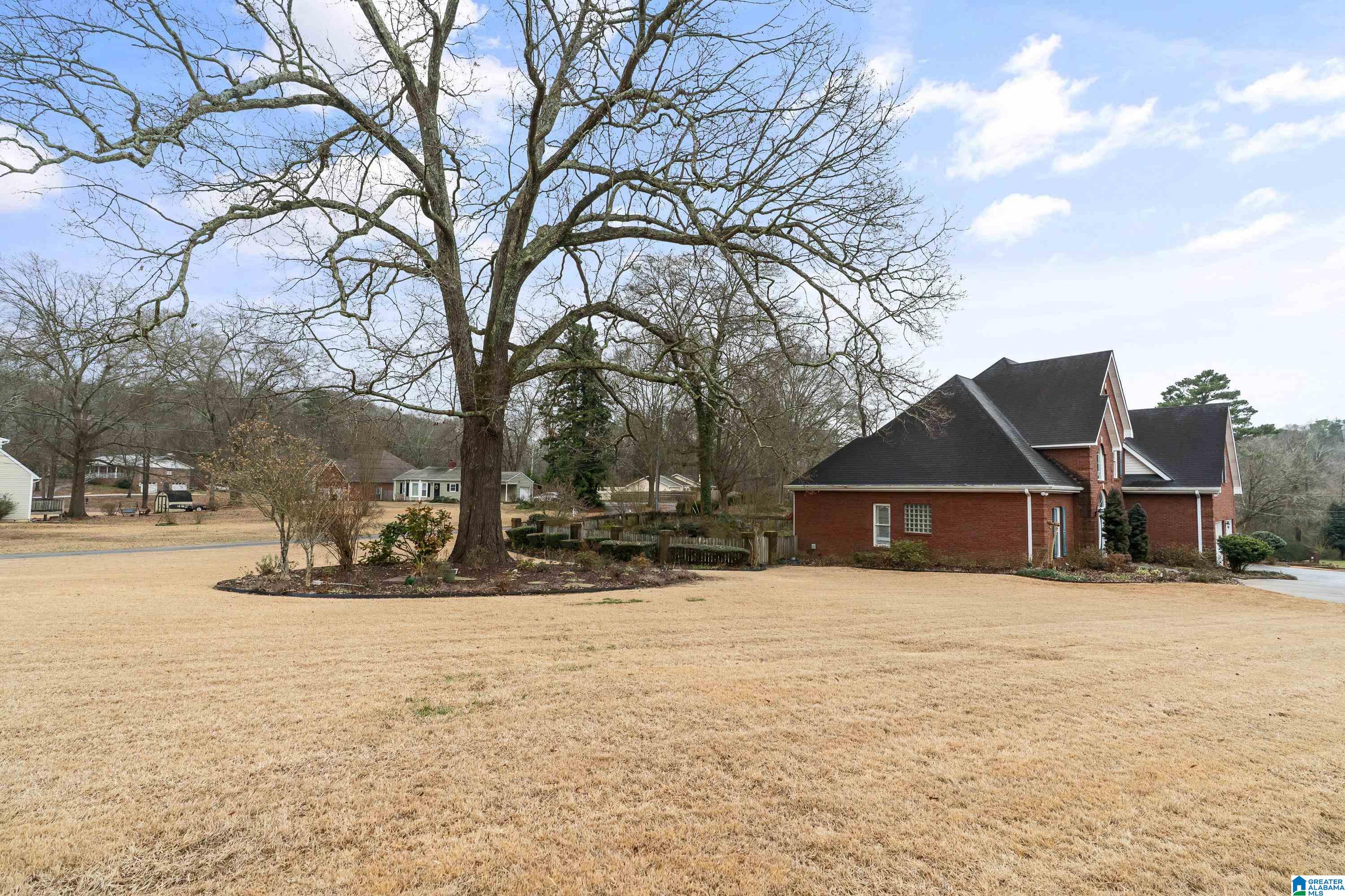 Homes for sale in Pinson, AL | 6013 Silver Lake Circle, Pinson, AL 35126 | MLS# 21443521