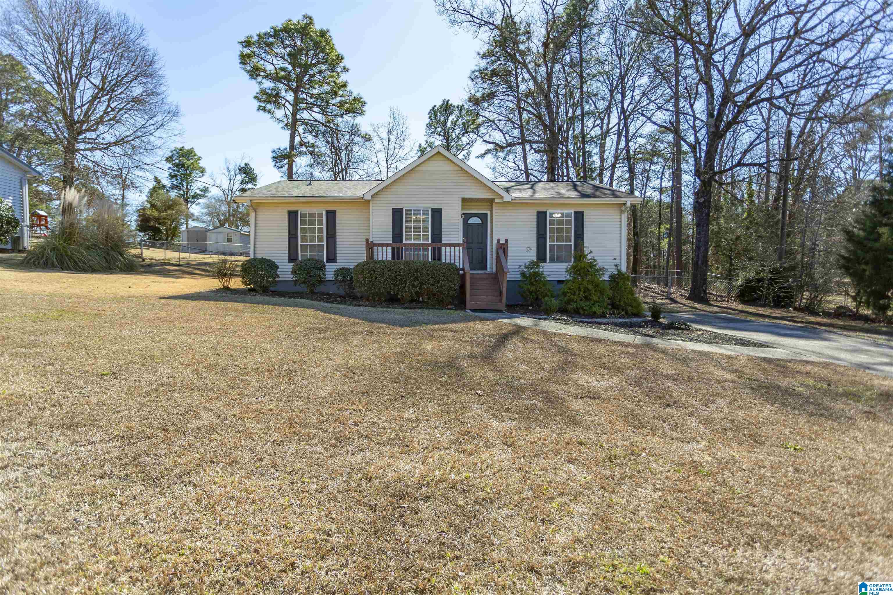 Homes for sale in Moody, AL | 1039 Oak Boulevard, Moody, AL 35004 | MLS# 21443572