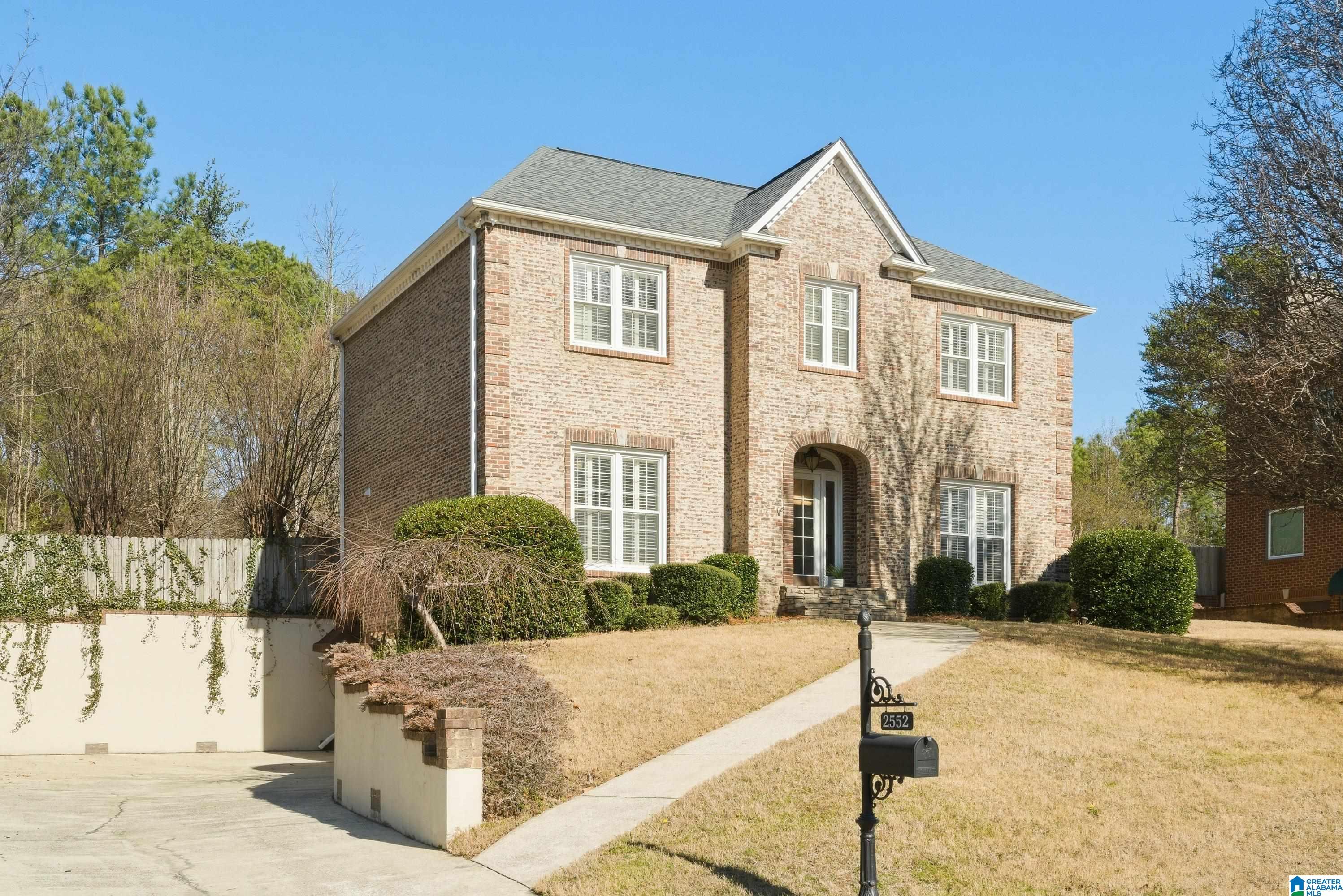 Homes for sale in Birmingham, AL | 2552 Magnolia Pl, Birmingham, AL 35242 | MLS# 21443621