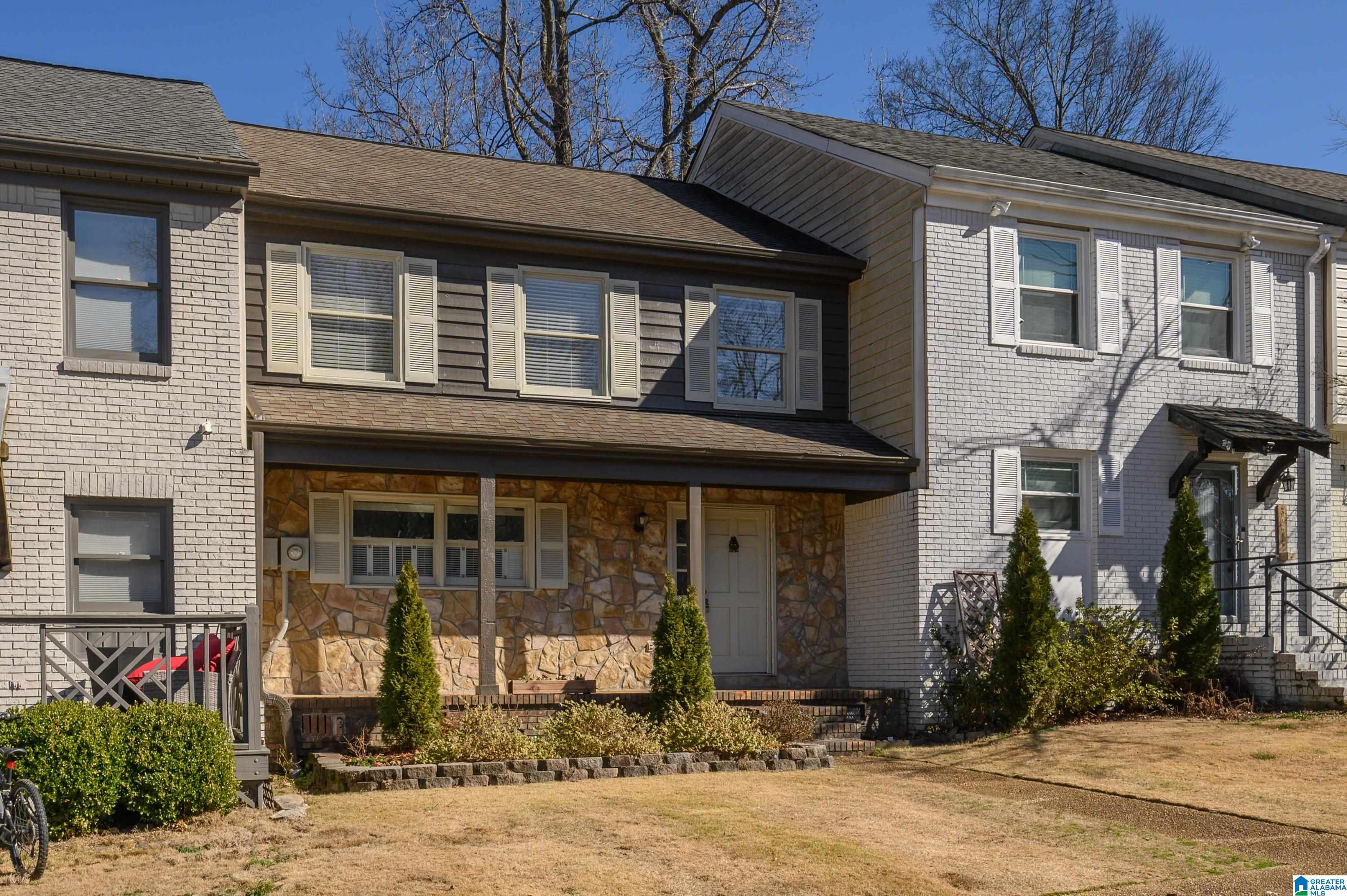 Homes for sale in Vestavia Hills, AL | 3272 Overton Manor Dr, Vestavia Hills, AL 35243 | MLS# 21443628