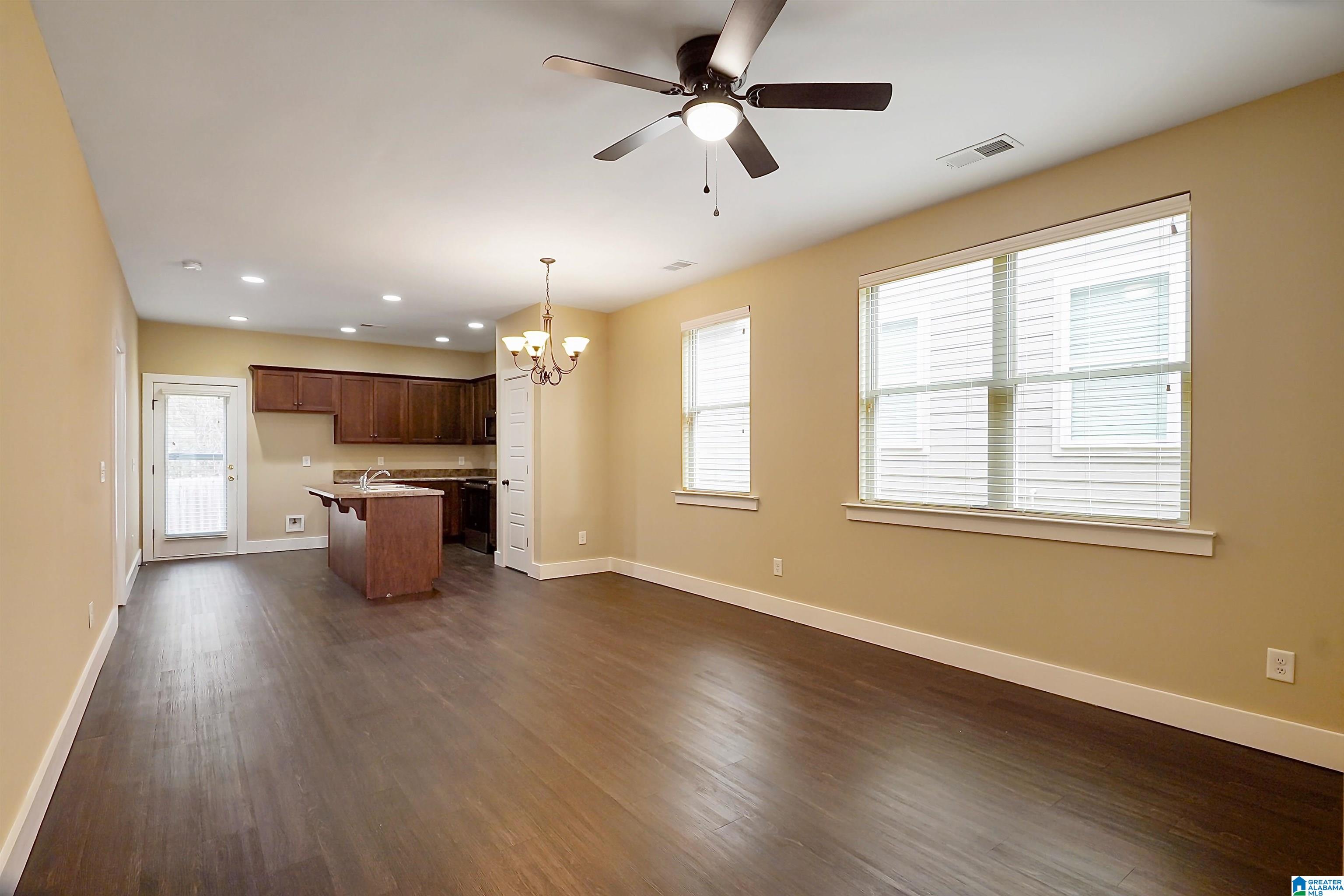 Homes for sale in Calera, AL | 558 The Heights Lane, Calera, AL 35040 | MLS# 21443647