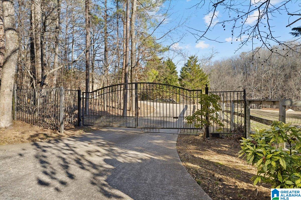 Homes for sale in Pinson, AL | 7147 Faucett Cutoff Road, Pinson, AL 35126 | MLS# 21443649