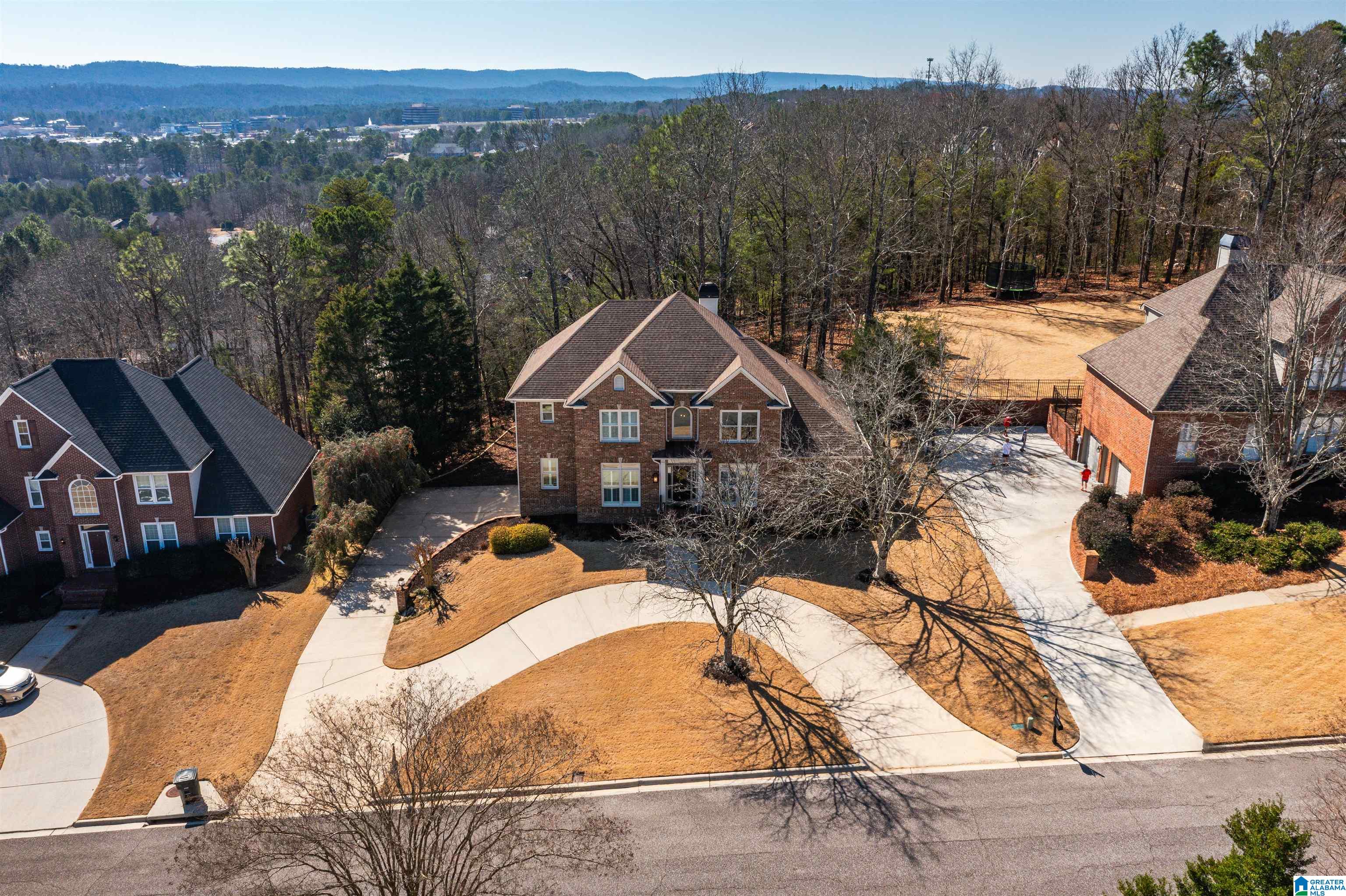 Homes for sale in Birmingham, AL | 3121 Somerset Trace, Birmingham, AL 35242 | MLS# 21443657