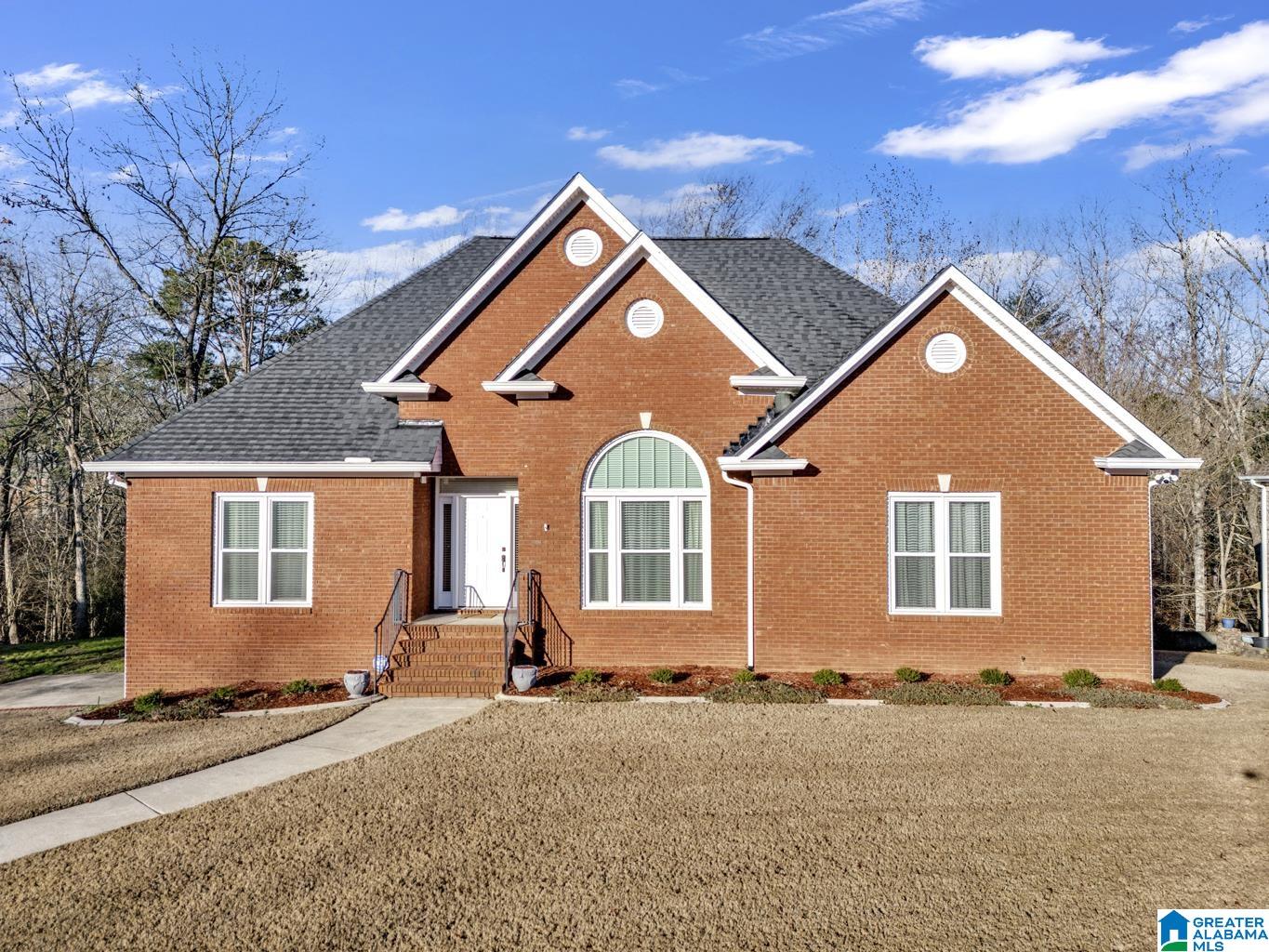 Homes for sale in Mount Olive, AL | 6220 Dorsett Woods Dr, Mount Olive, AL 35117 | MLS# 21443673