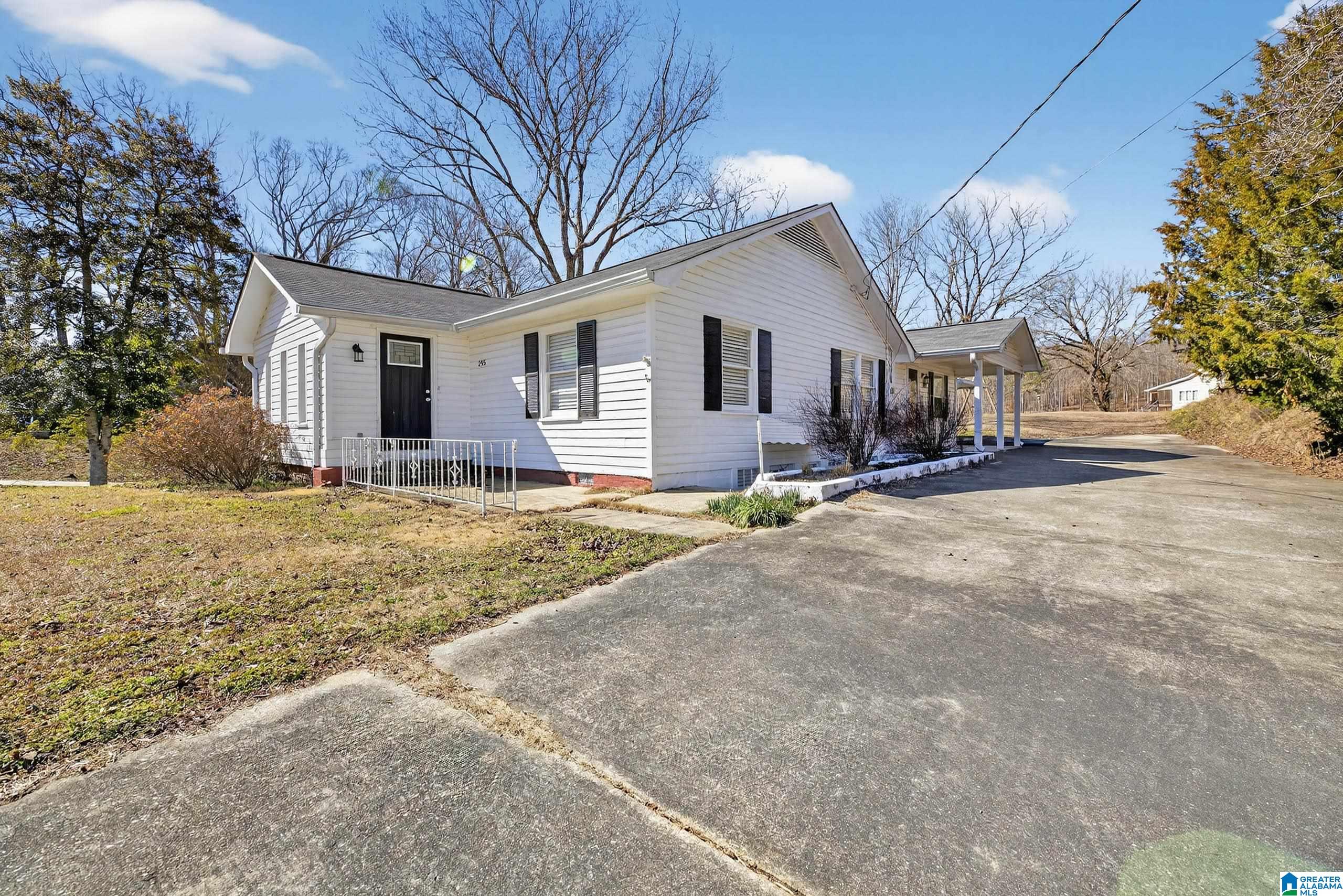 Homes for sale in Heflin, AL | 295 Oxford Street, Heflin, AL 36264 | MLS# 21443694
