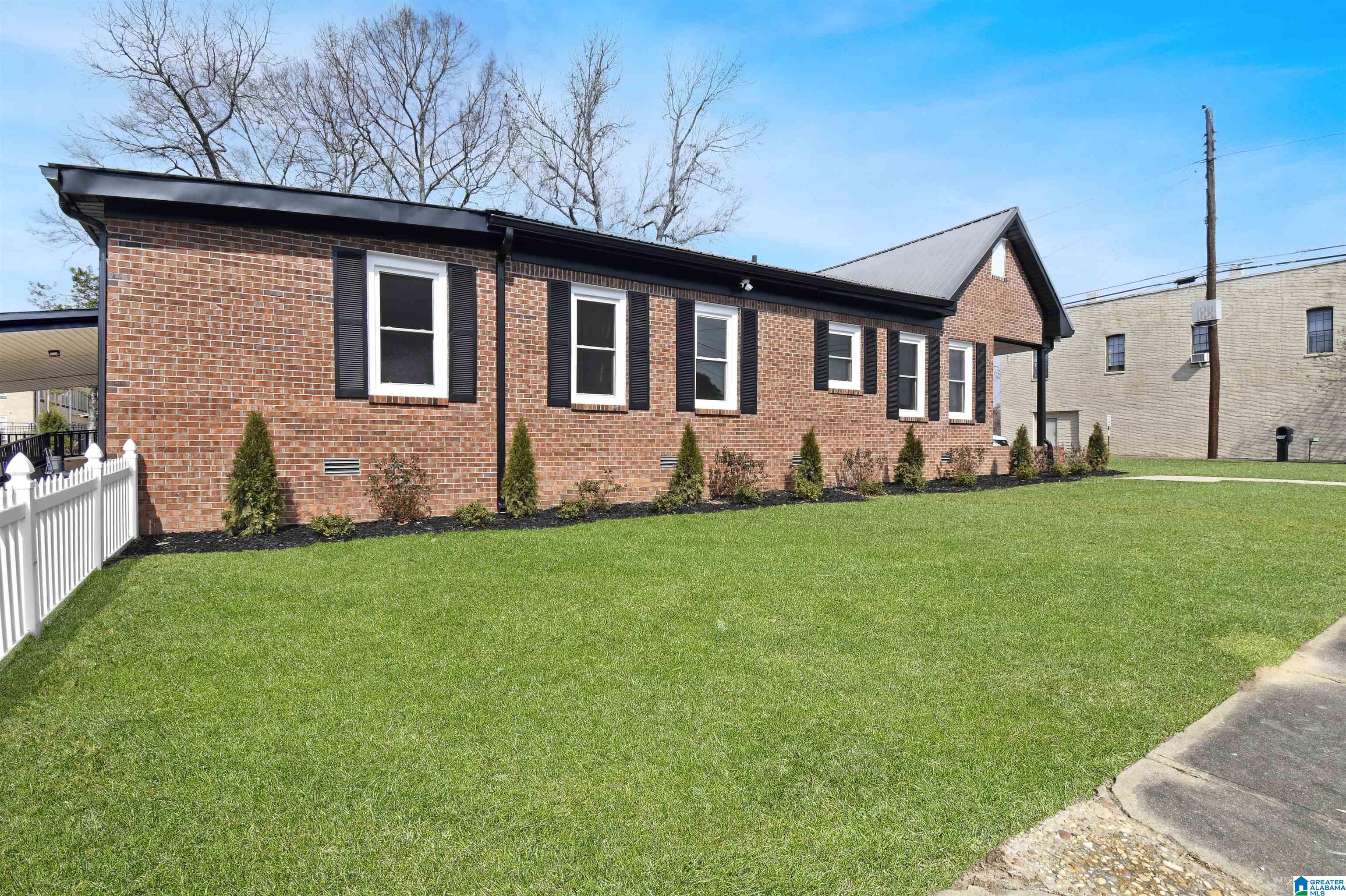 Homes for sale in Clanton, AL | 203 8th Street, Clanton, AL 35045 | MLS# 21443697