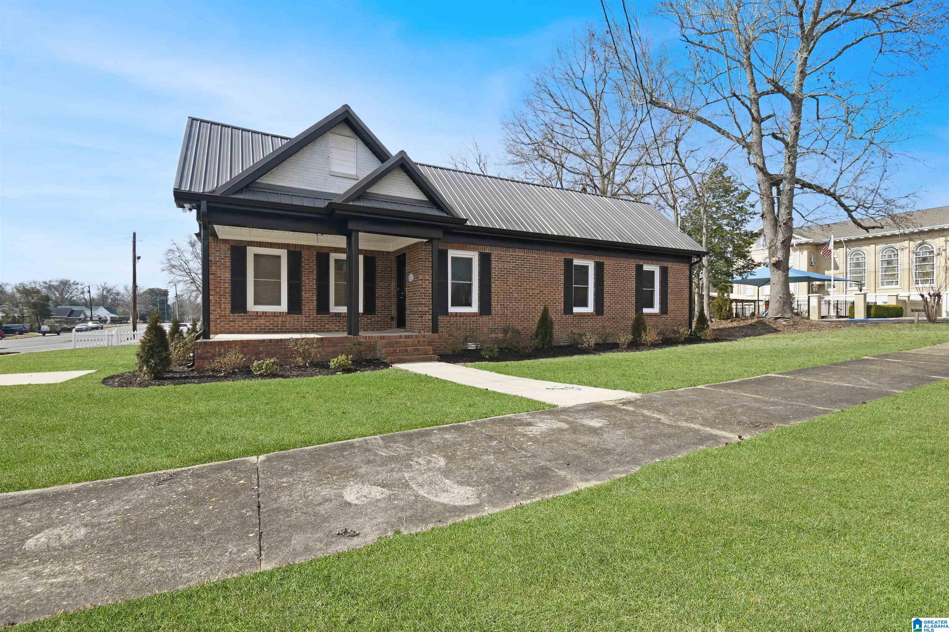 Homes for sale in Clanton, AL | 203 8Th Street, Clanton, AL 35045 | MLS# 21443697