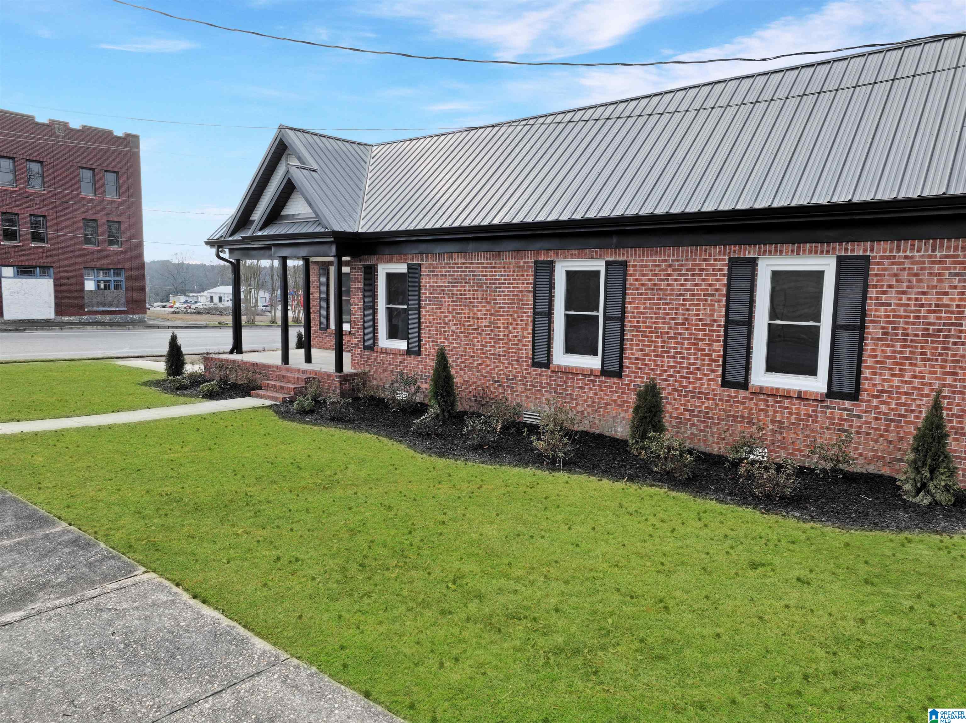 Homes for sale in Clanton, AL | 203 8th Street, Clanton, AL 35045 | MLS# 21443697