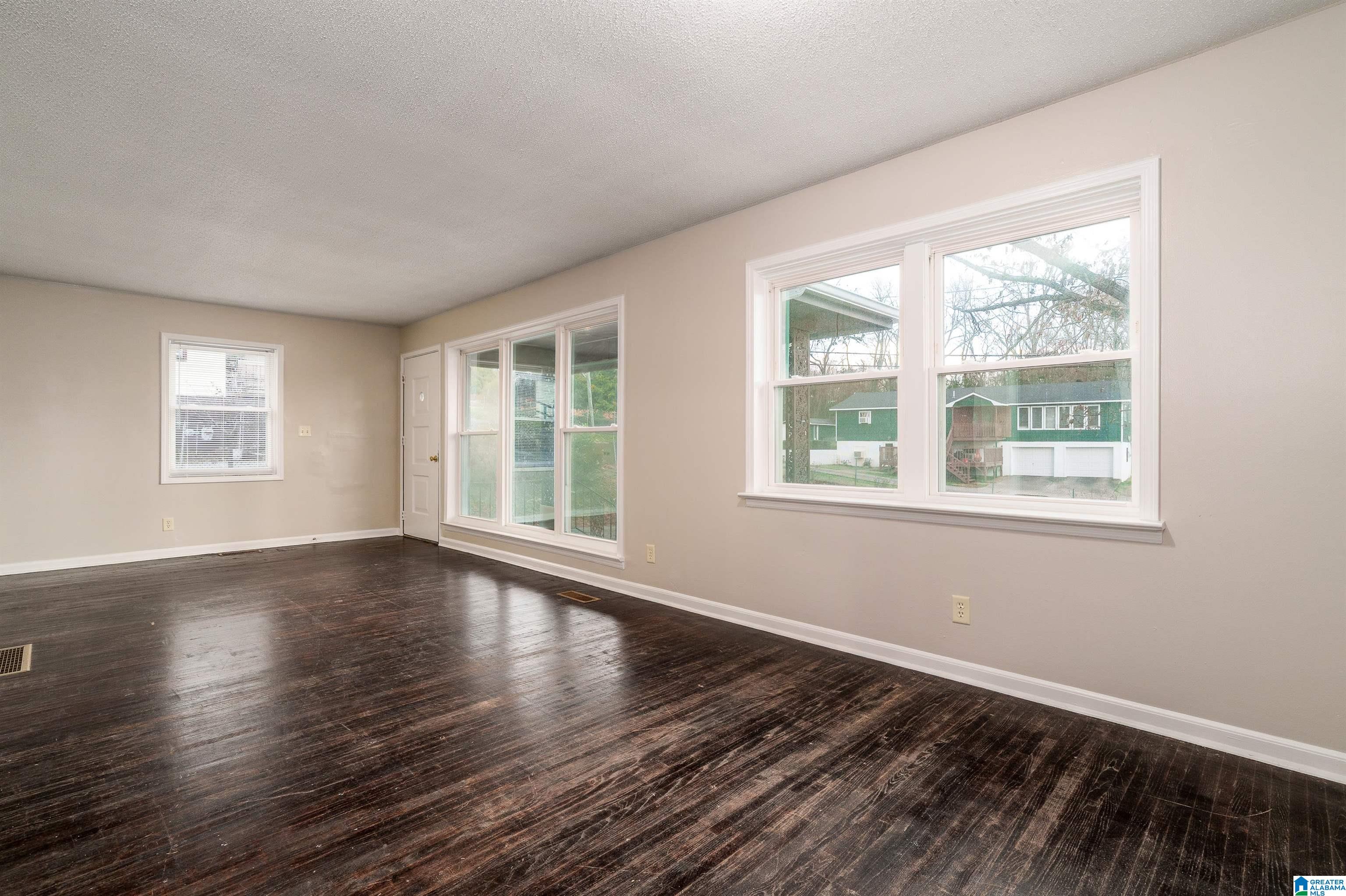 Photo 3 of Sale Pending at 5108 Mcclain St, Brighton, AL 35020 | MLS# 21443737 | Listing updated on 2026-09-15