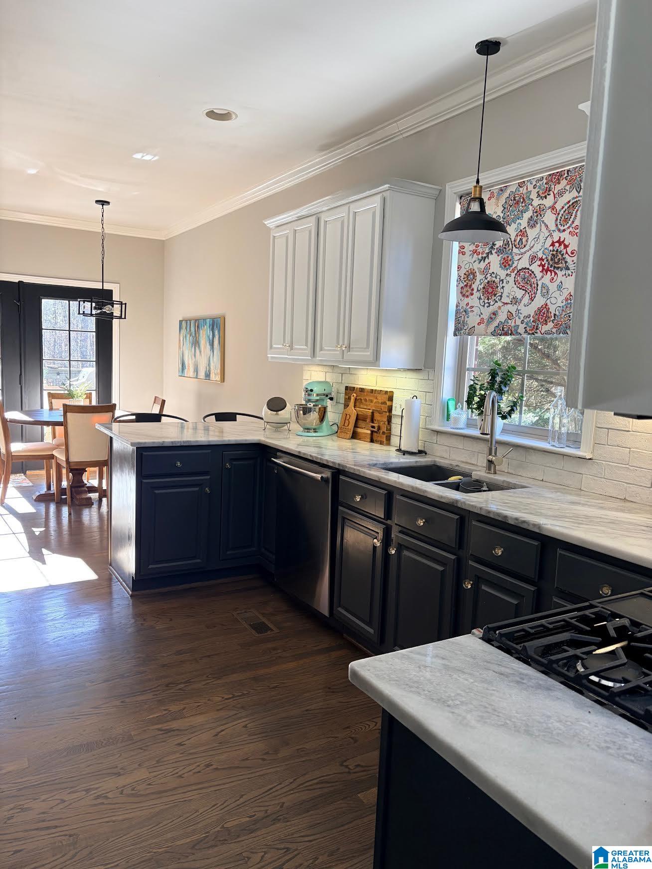 Homes for sale in Pelham, AL | 136 Lauchlin Lane, Pelham, AL 35124 | MLS# 21443740