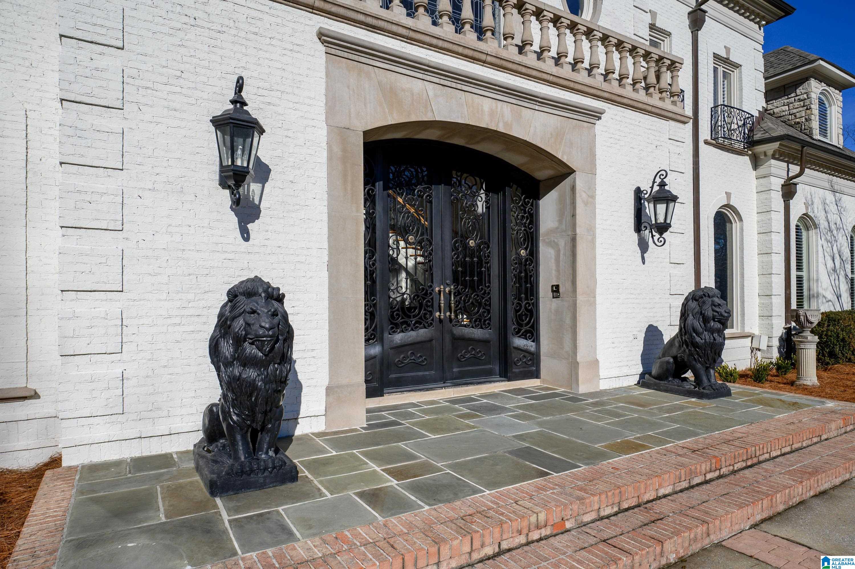 Homes for sale in Hoover, AL | 4506 High Court Circle, Hoover, AL 35242 | MLS# 21443755