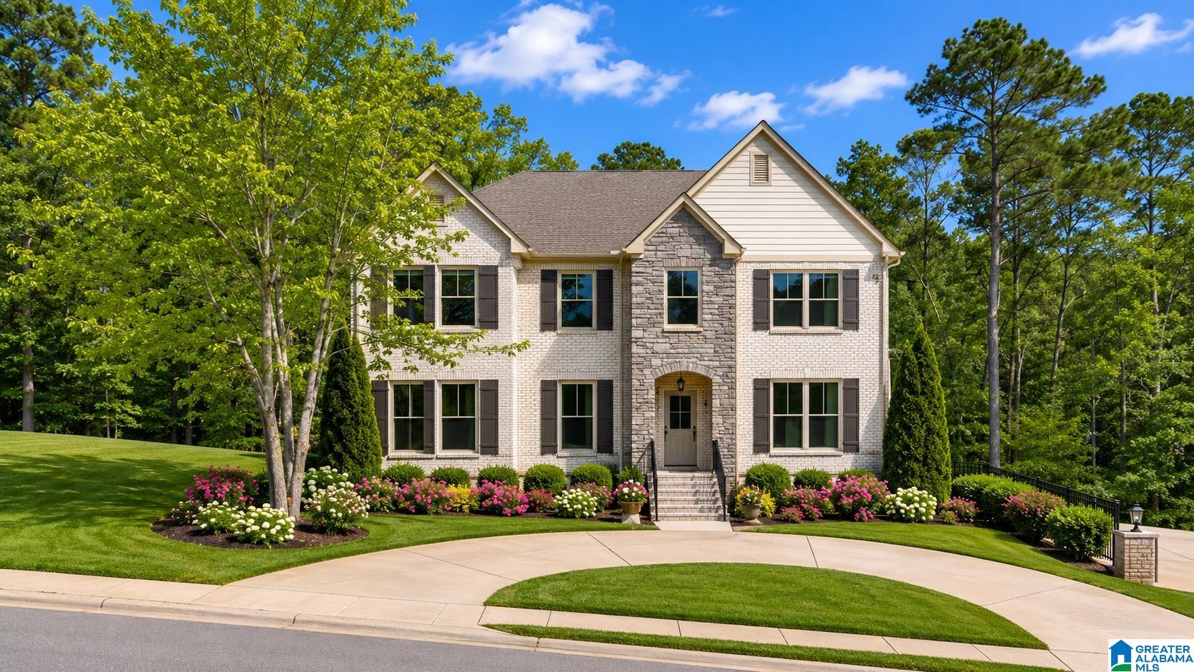 2nd image of 6417 Deerfoot Crossing Dr, Trussville, AL 35173 | MLS# 21443761