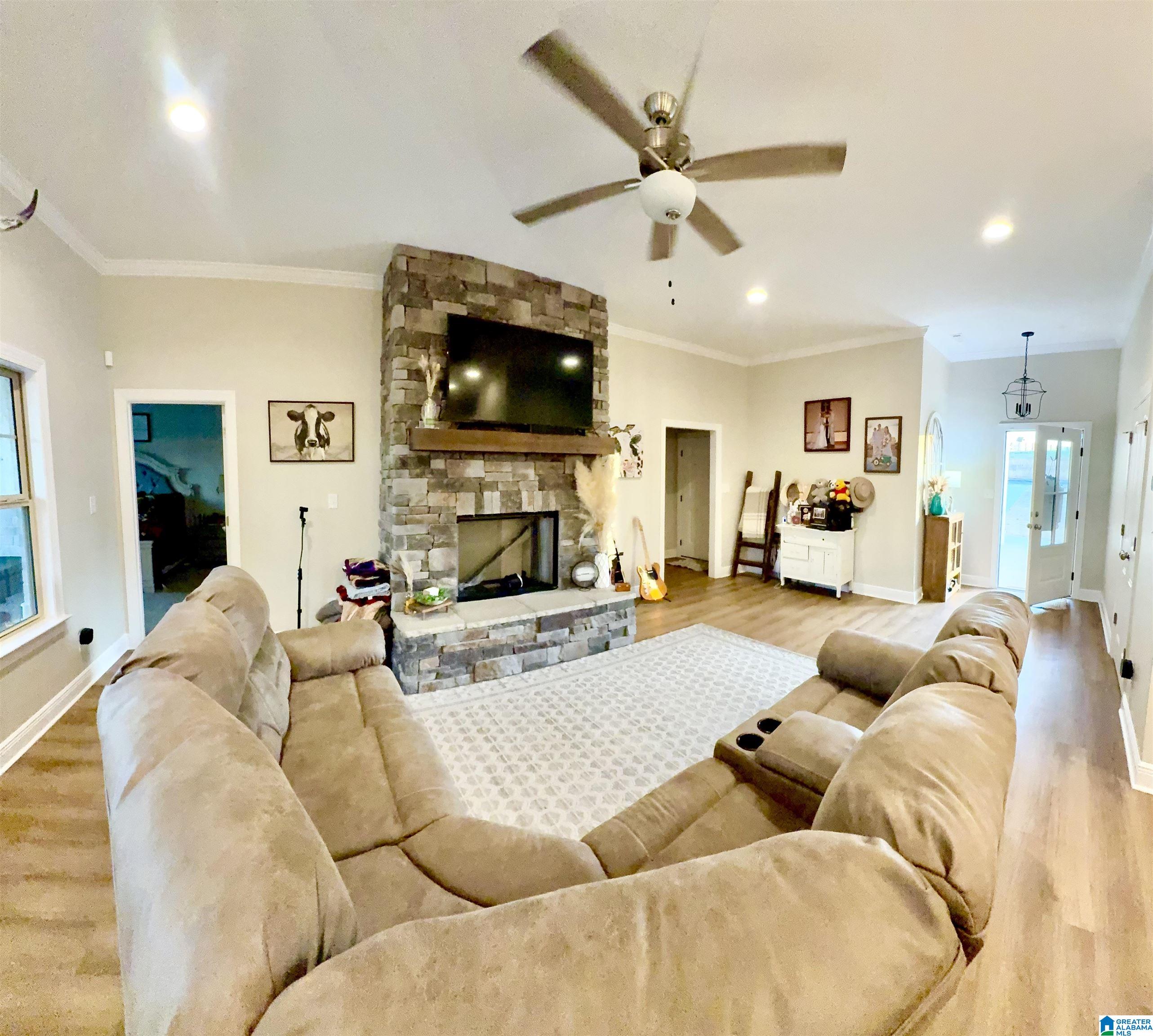 Homes for sale in Clanton, AL | 118 County Road 1081, Clanton, AL 35045 | MLS# 21443781