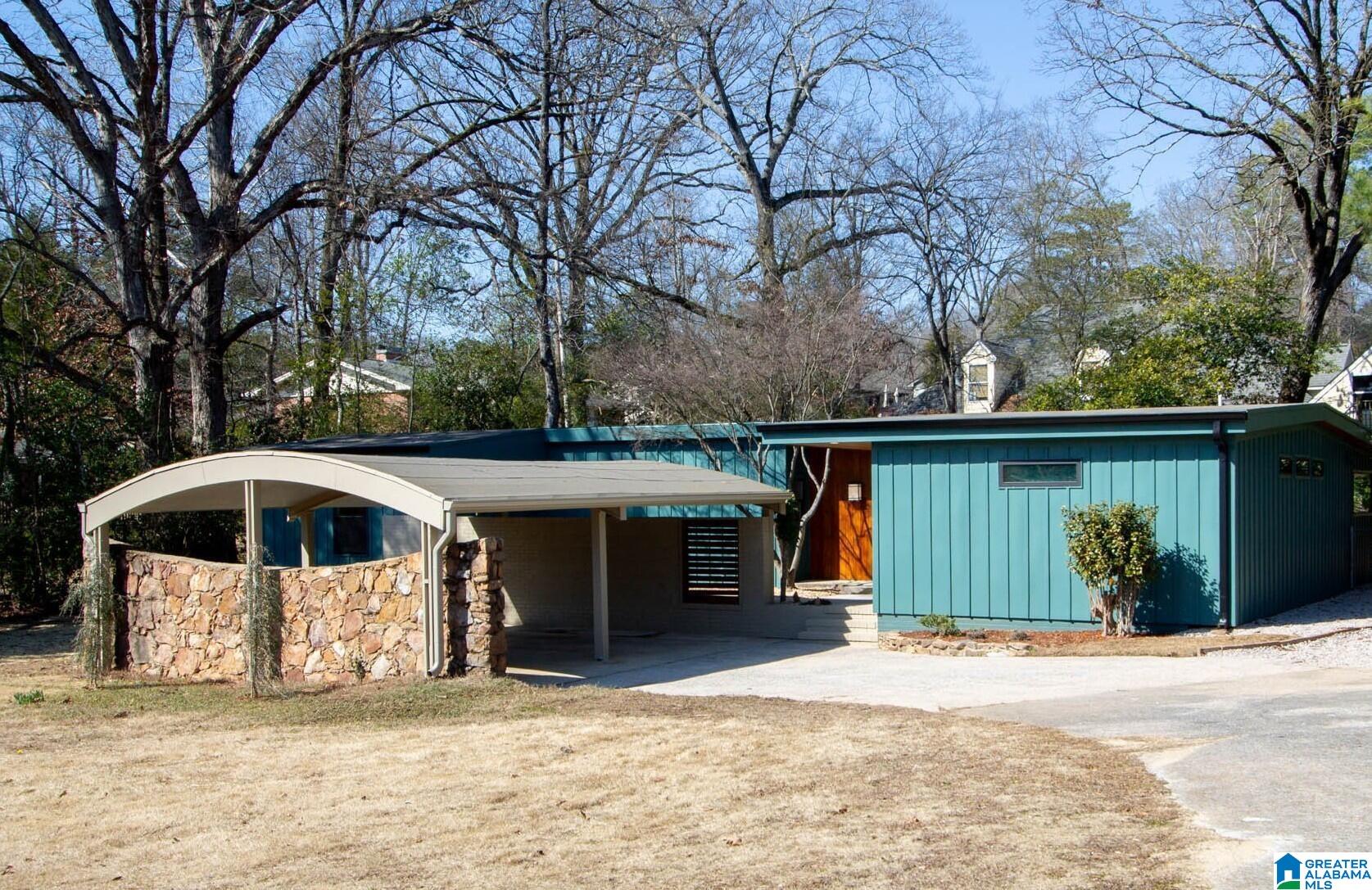 Homes for sale in Vestavia Hills, AL | 1632 Gentilly Dr, Vestavia Hills, AL 35226 | MLS# 21443793