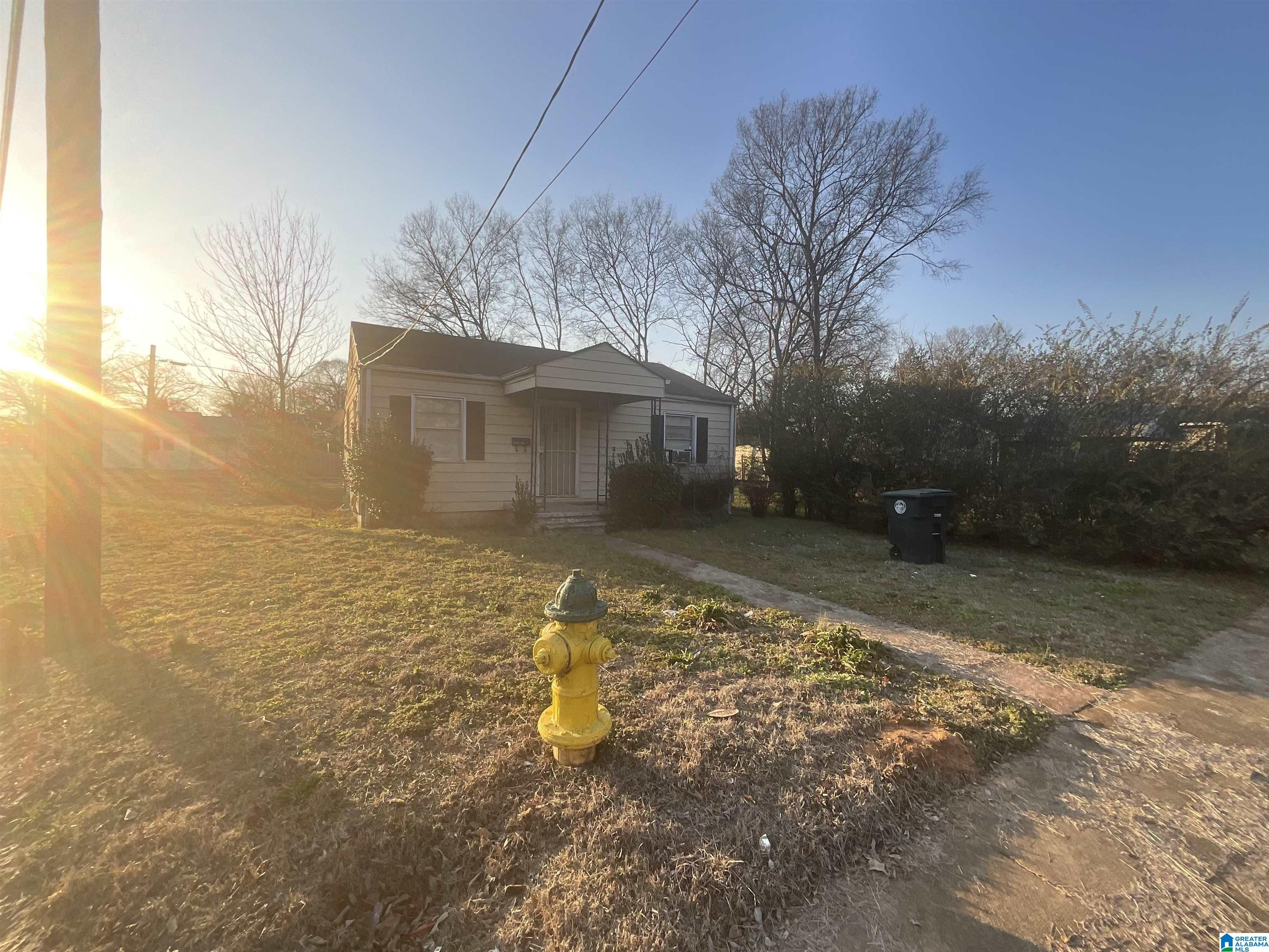 Homes for sale in Birmingham, AL | 5512 Terrace J, Birmingham, AL 35208 | MLS# 21443805