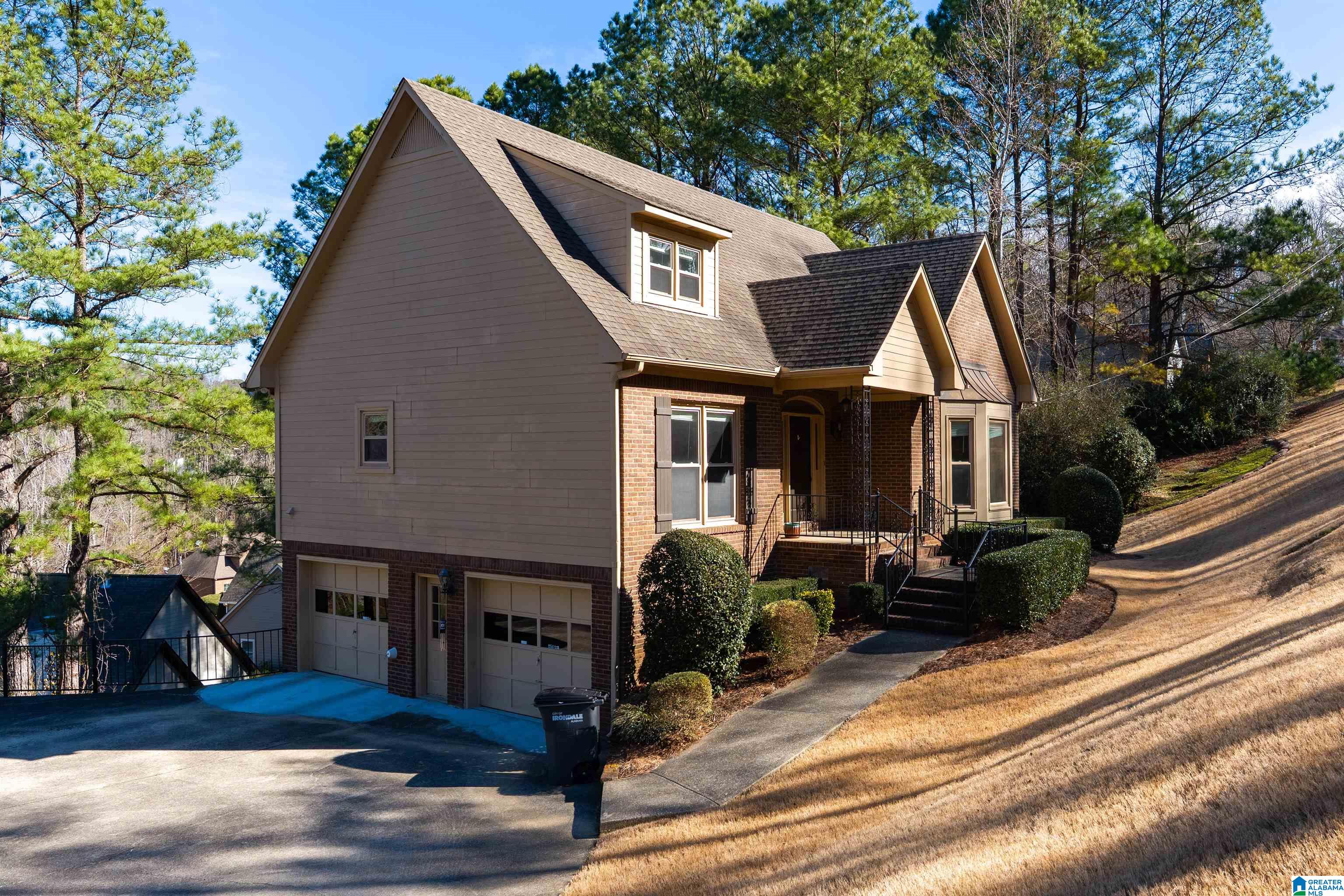 Photo 3 of Single family home for sale at 608 Regency E Dr, Irondale, AL 35210 | MLS# 21443818 | Listing updated on 2026-03-08