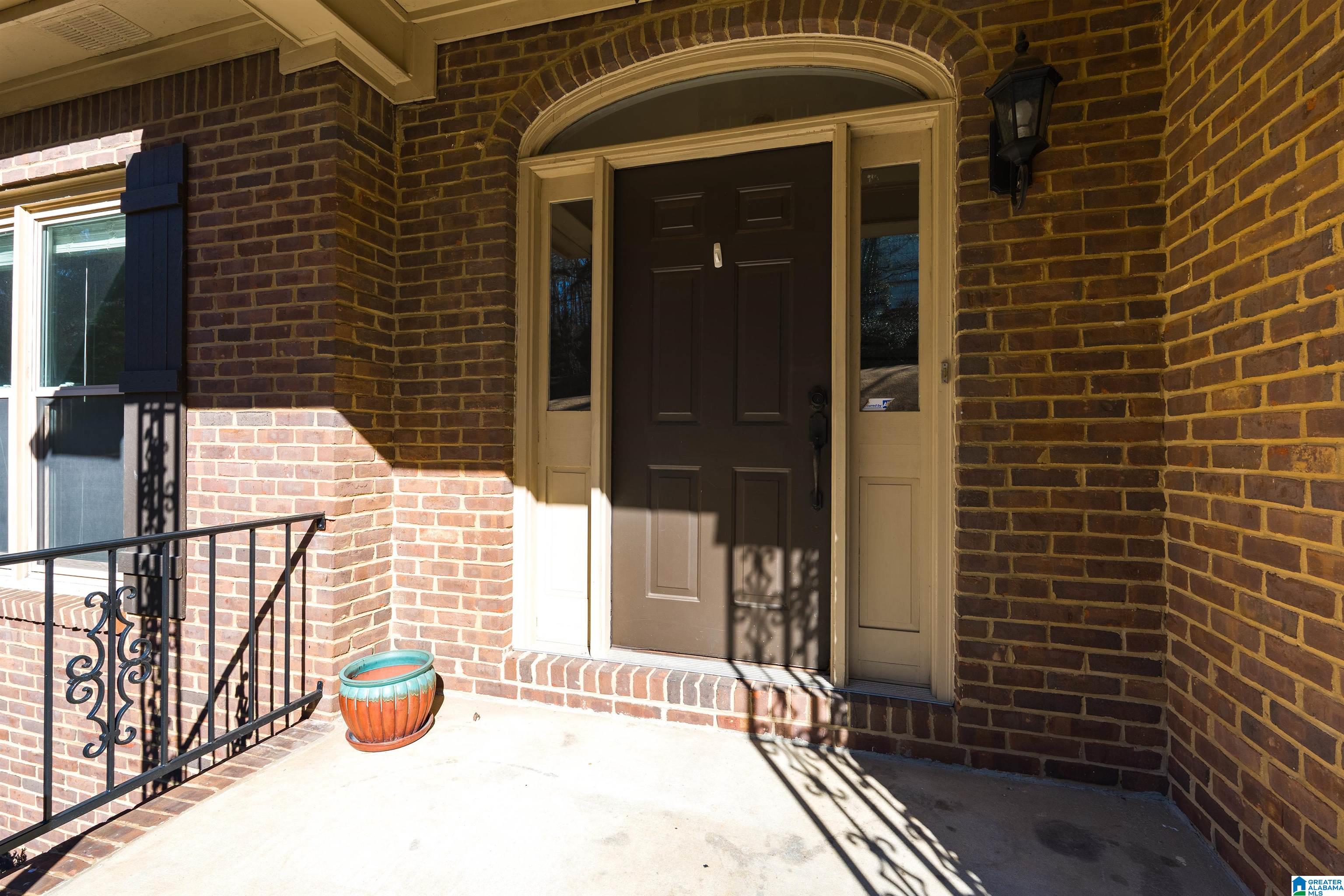 Photo 4 of Single family home for sale at 608 Regency E Dr, Irondale, AL 35210 | MLS# 21443818 | Listing updated on 2026-03-08