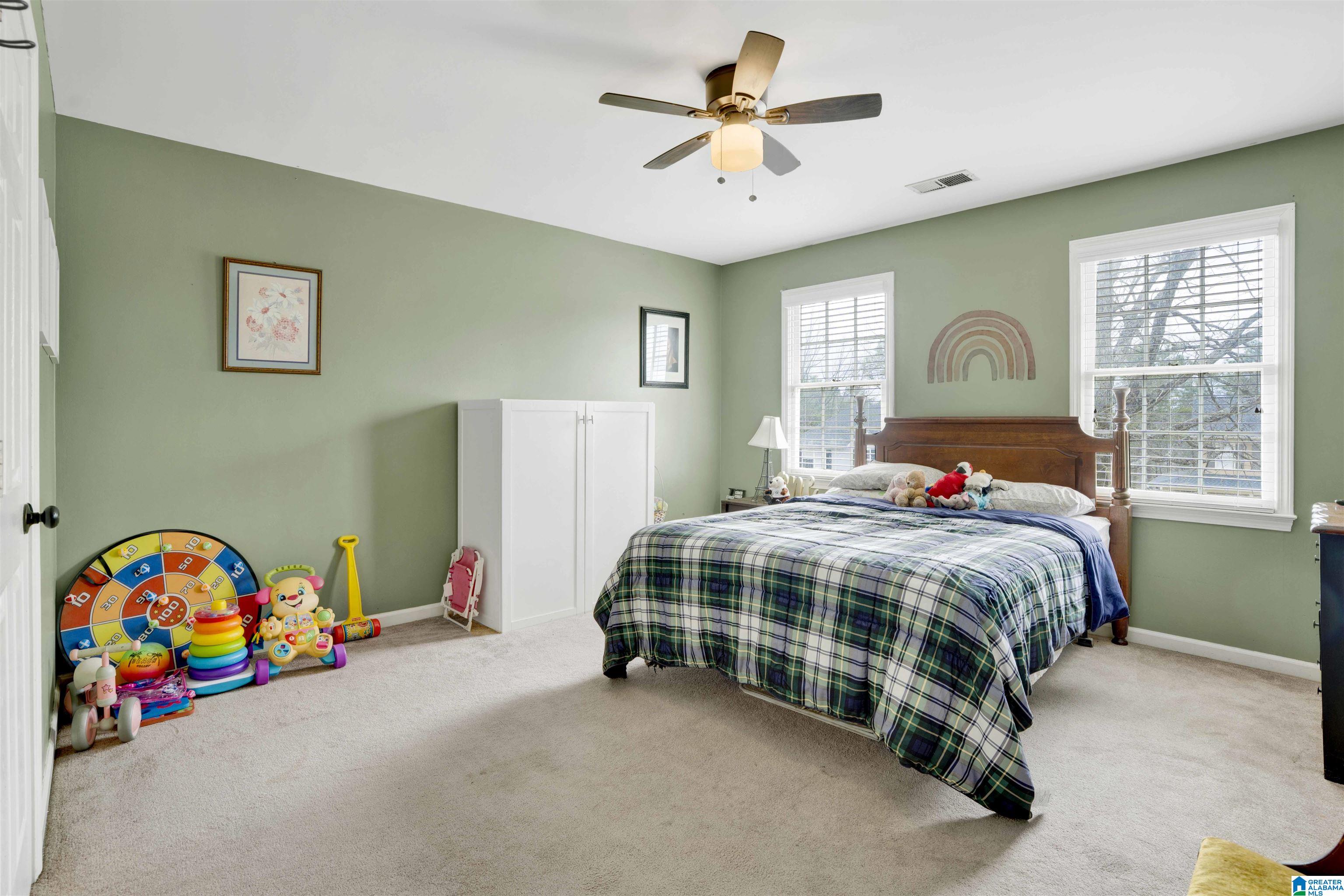 Homes for sale in Helena, AL | 1629 Keeneland Dr, Helena, AL 35080 | MLS# 21443828