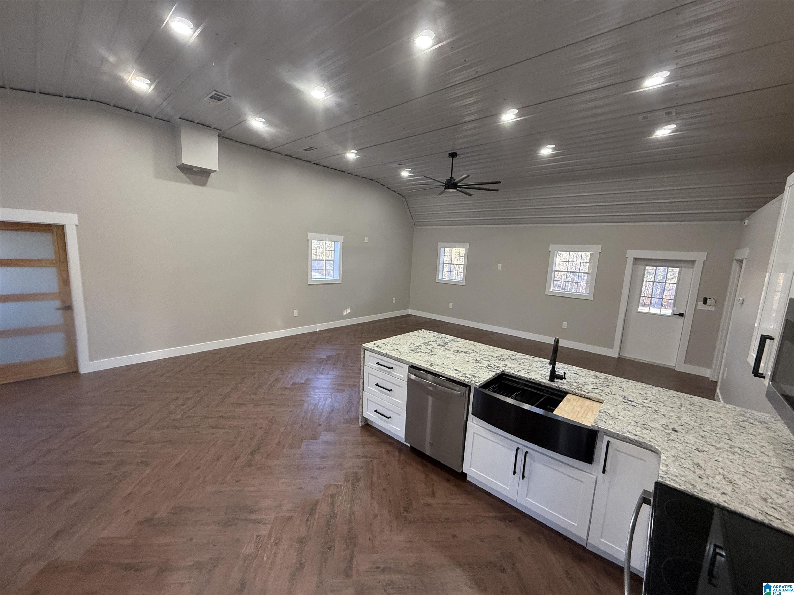 Homes for sale in Wedowee, AL | 94 Lakewood Dr, Wedowee, AL 36278 | MLS# 21443844