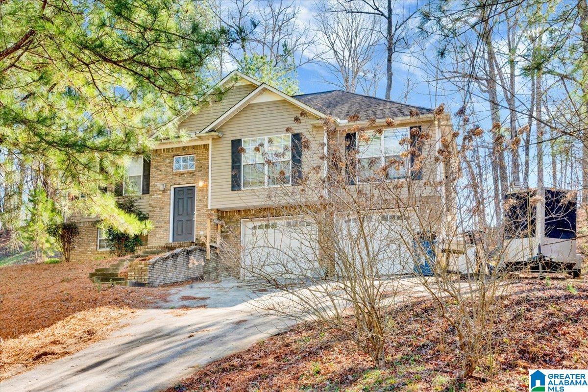 Homes for sale in Warrior, AL | 1023 Mountain Lake Road, Warrior, AL 35180 | MLS# 21443921