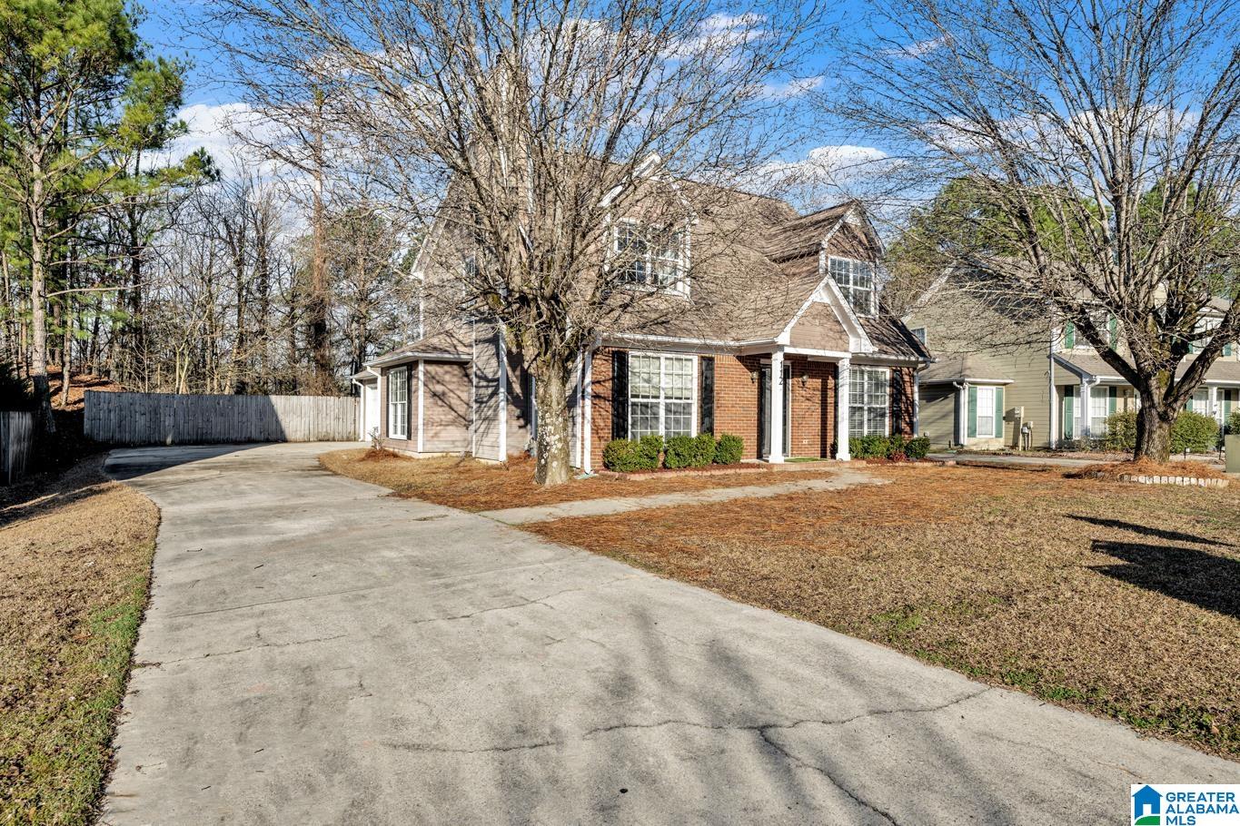 Homes for sale in Alabaster, AL | 112 Brent Way, Alabaster, AL 35007 | MLS# 21443926