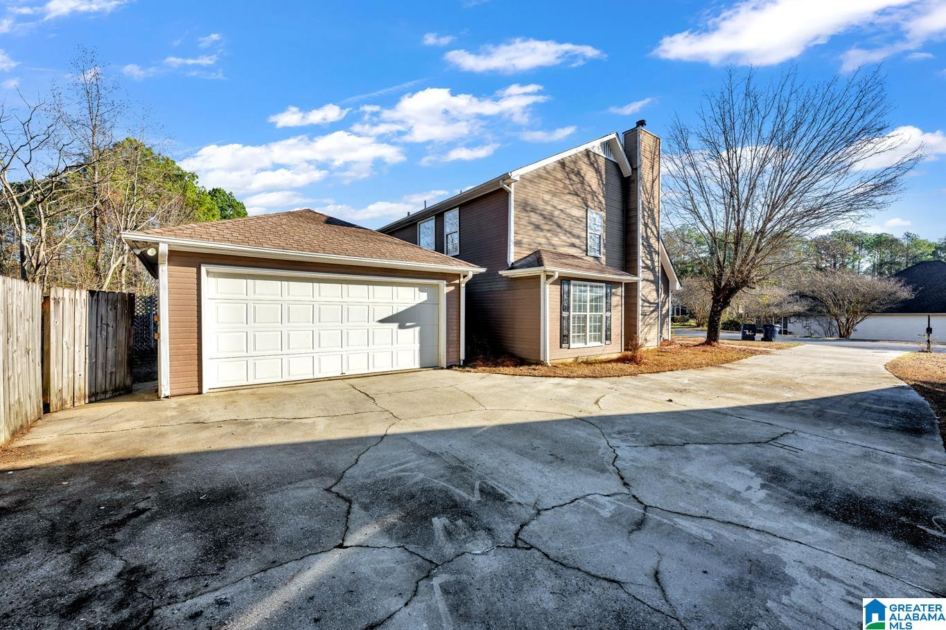 Homes for sale in Alabaster, AL | 112 Brent Way, Alabaster, AL 35007 | MLS# 21443926