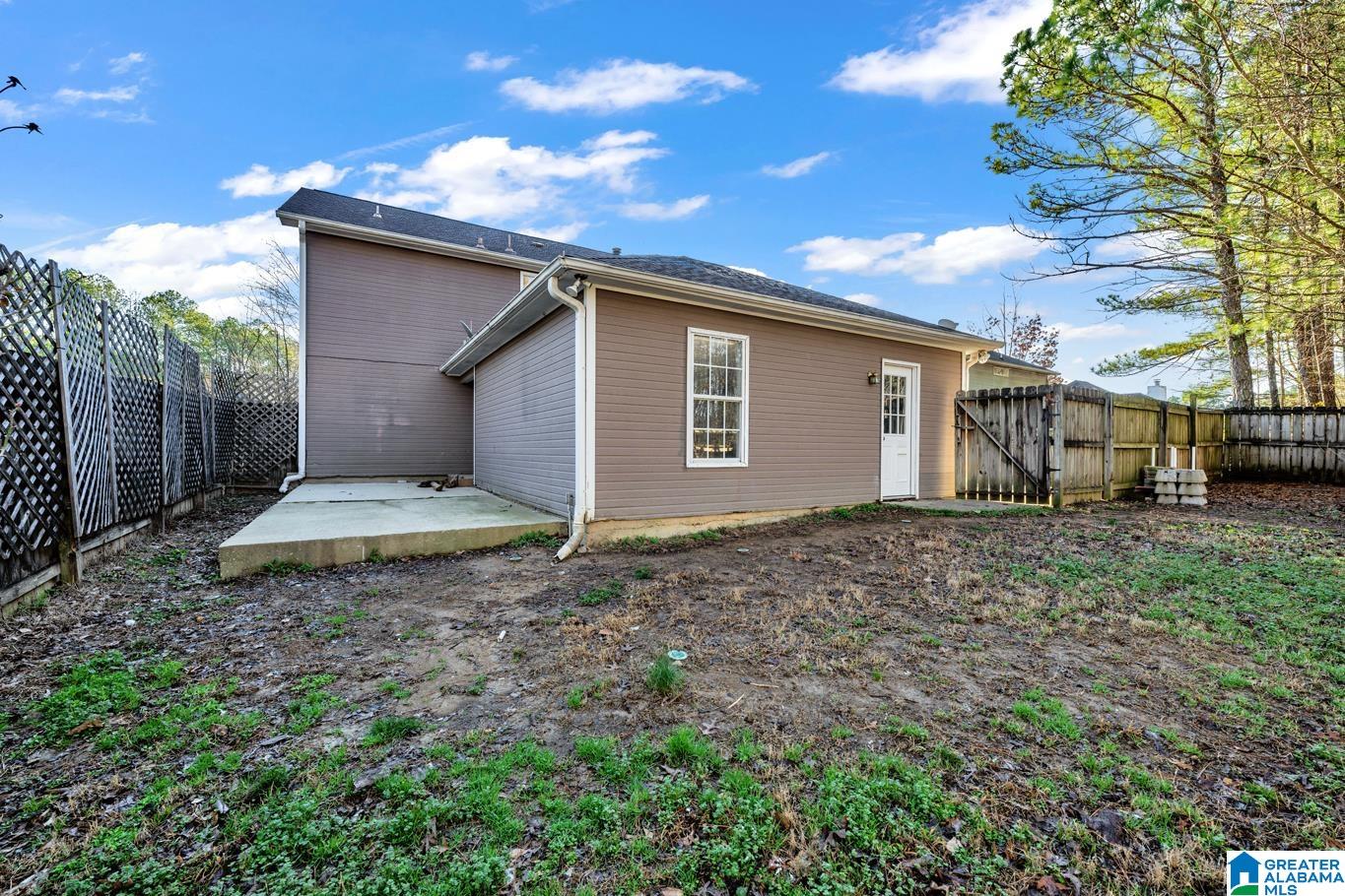 Homes for sale in Alabaster, AL | 112 Brent Way, Alabaster, AL 35007 | MLS# 21443926