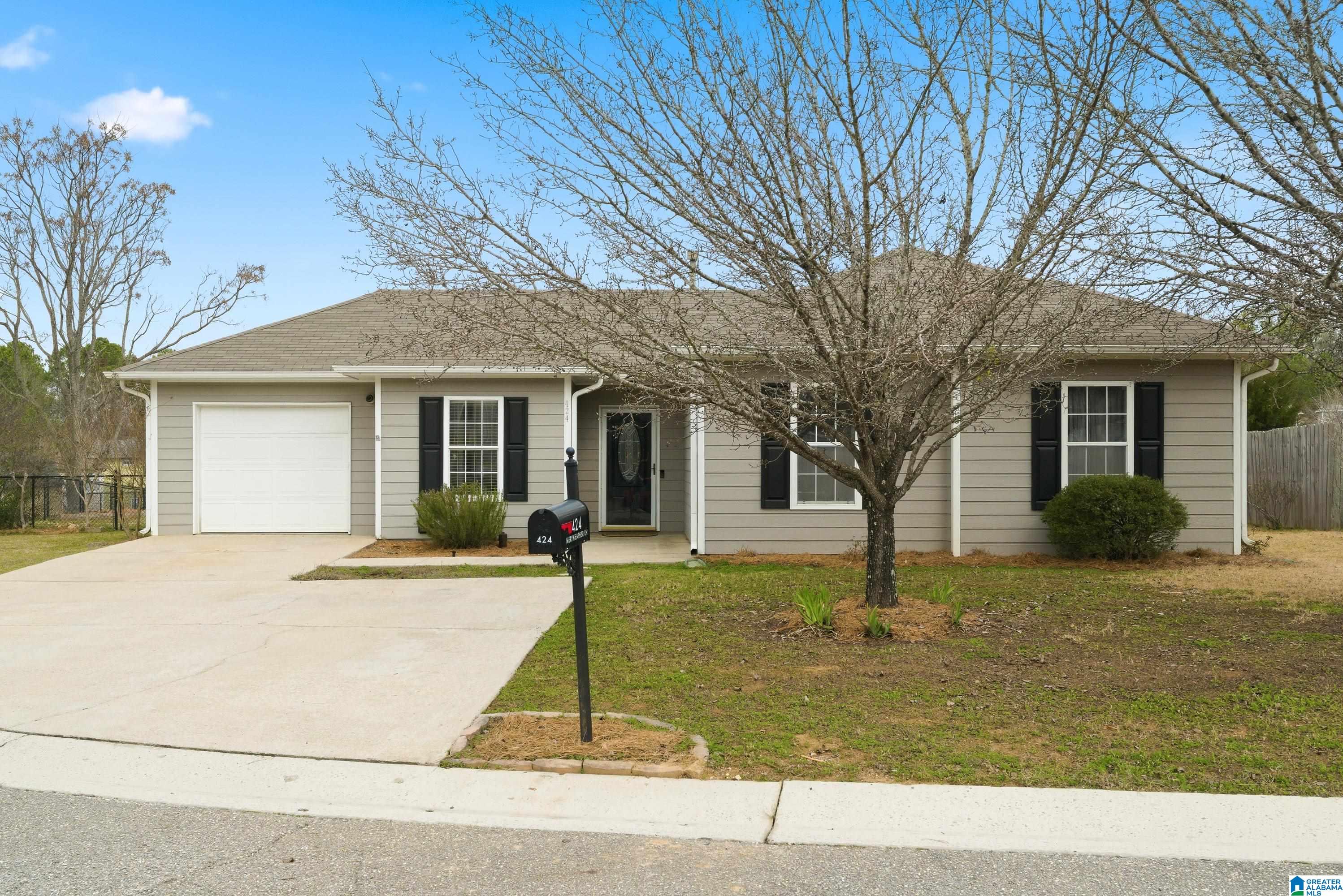 Homes for sale in Calera, AL | 424 Meriweather Lane, Calera, AL 35040 | MLS# 21443933